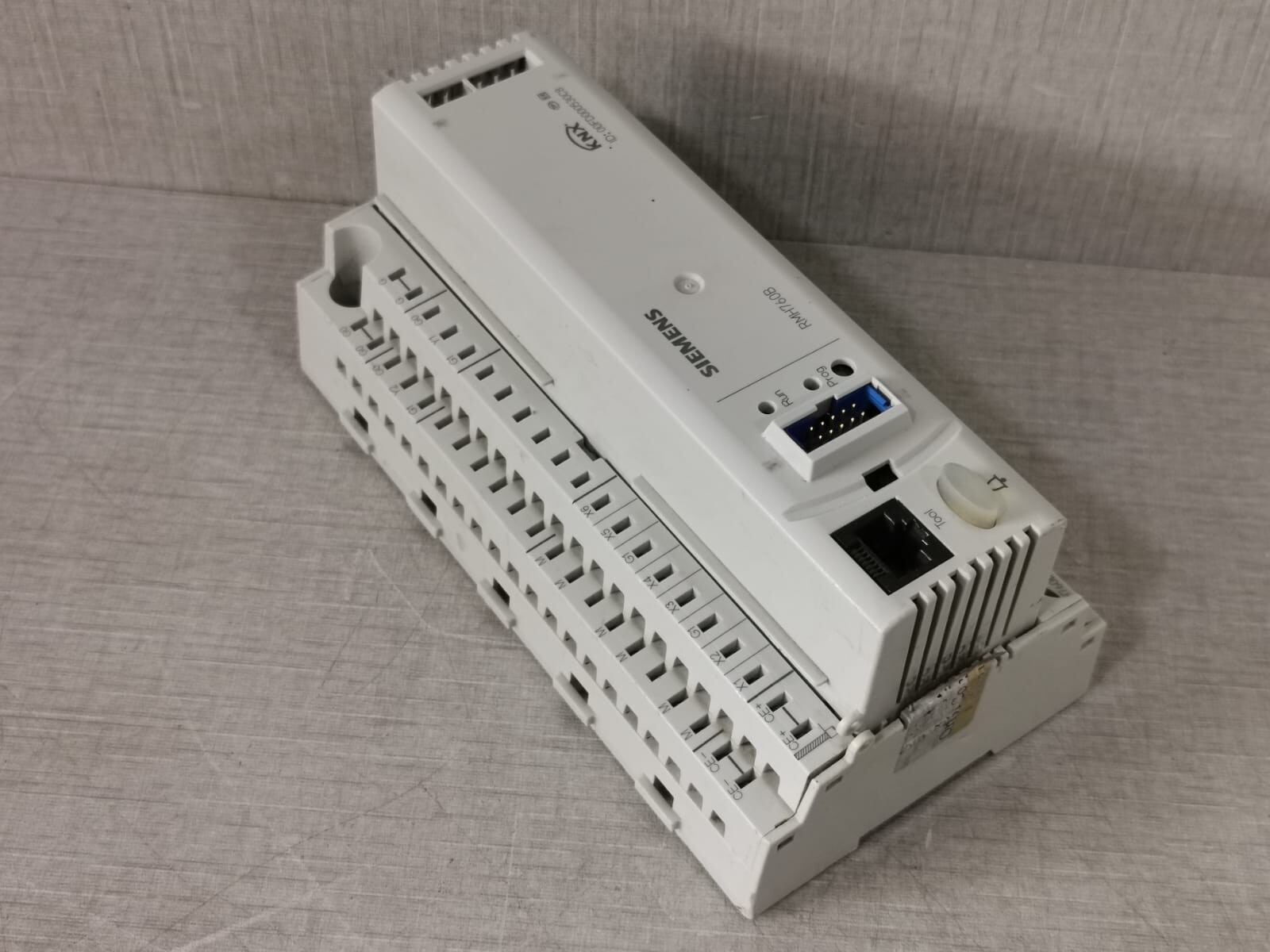 Siemens RMH760B-1 Siemens RMH760B-1 Heating Controller 10