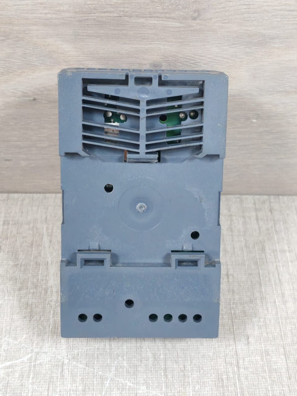 Siemens 6EP1331-1SH03 Siemens 6EP1331-1SH03 LOGO Power Supply 8