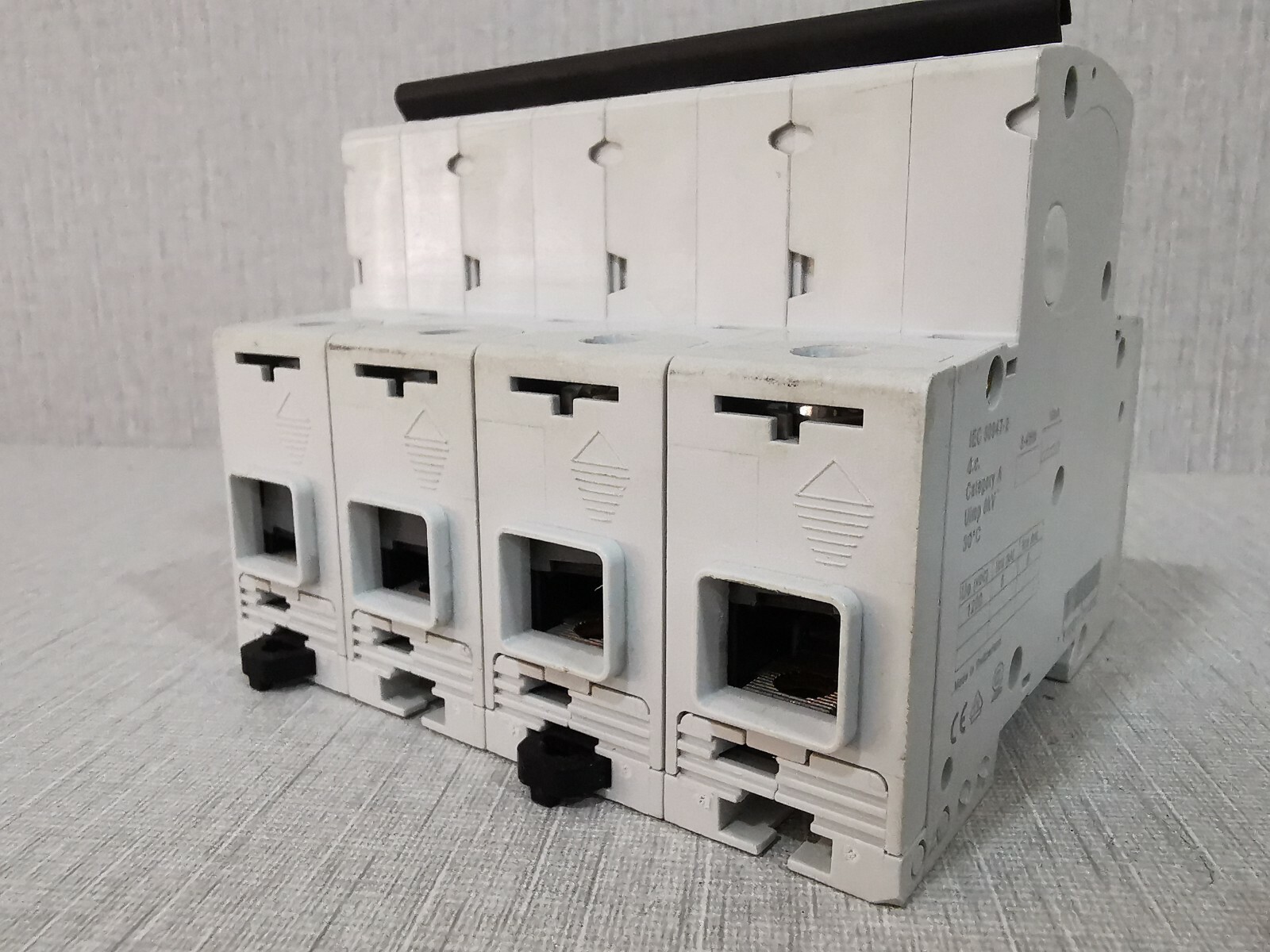 ABB IEC-60947 ABB S804PV CIRCUIT BREAKER IEC 60947-2 2
