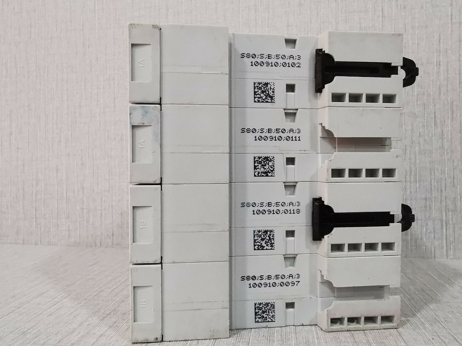 ABB IEC-60947 ABB S804PV CIRCUIT BREAKER IEC 60947-2 4