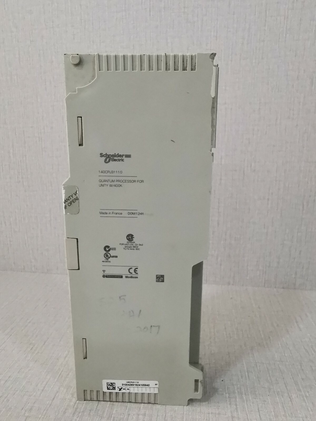Schneider Electric 140 CPU 311 10 Schneider Electric 140 CPU 311 10 Modicon without cover and broken frame 2