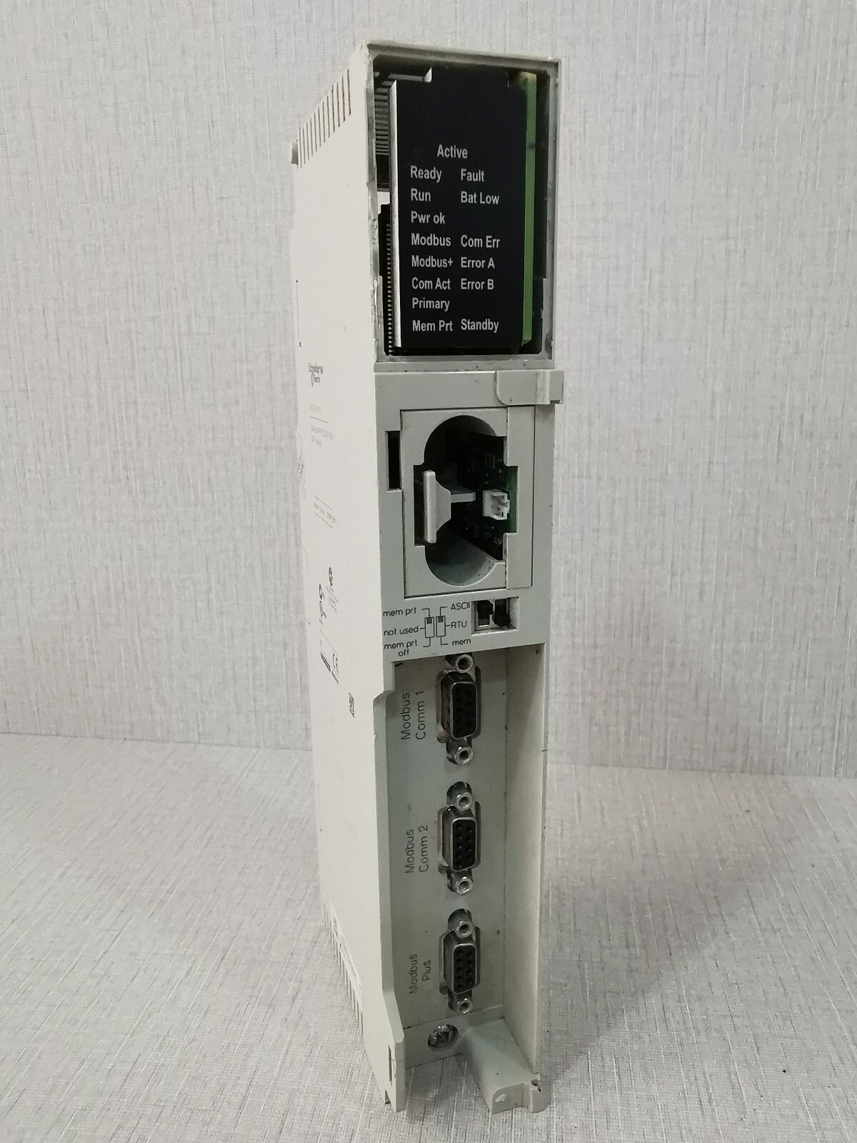 Schneider Electric 140 CPU 311 10 Modicon without cover and broken frame