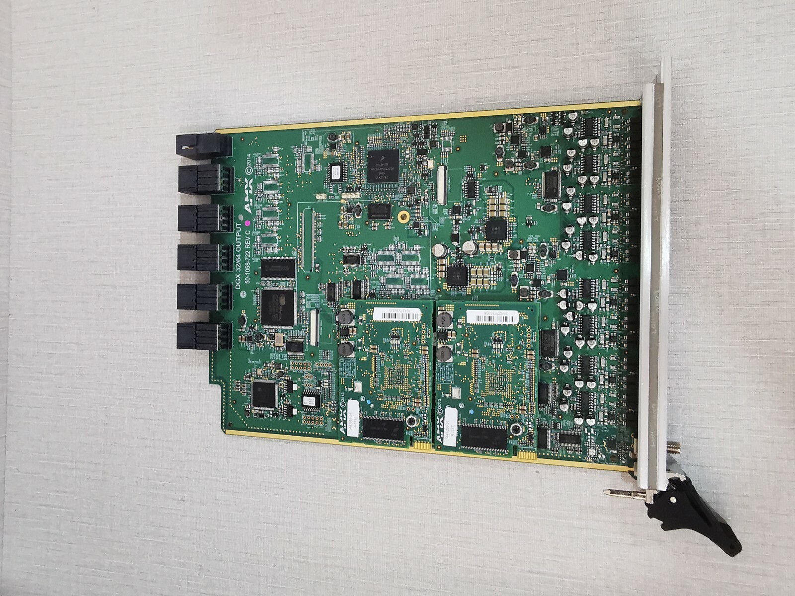 AMX 50-1058-722 AMX MA1058-712MX ENOVA DGX 32/64 Output 50-1058-722 Rev C 4