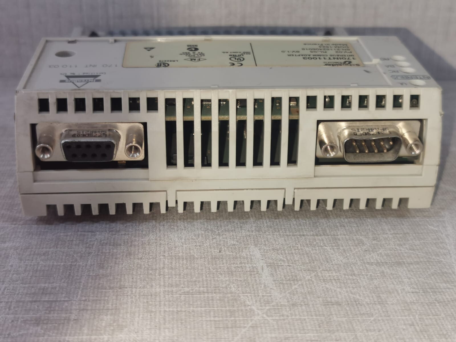 Schneider Electric 170INT11003 Schneider Electric 170INT11003 InterBus Communication Adapter 170ADM35011 7