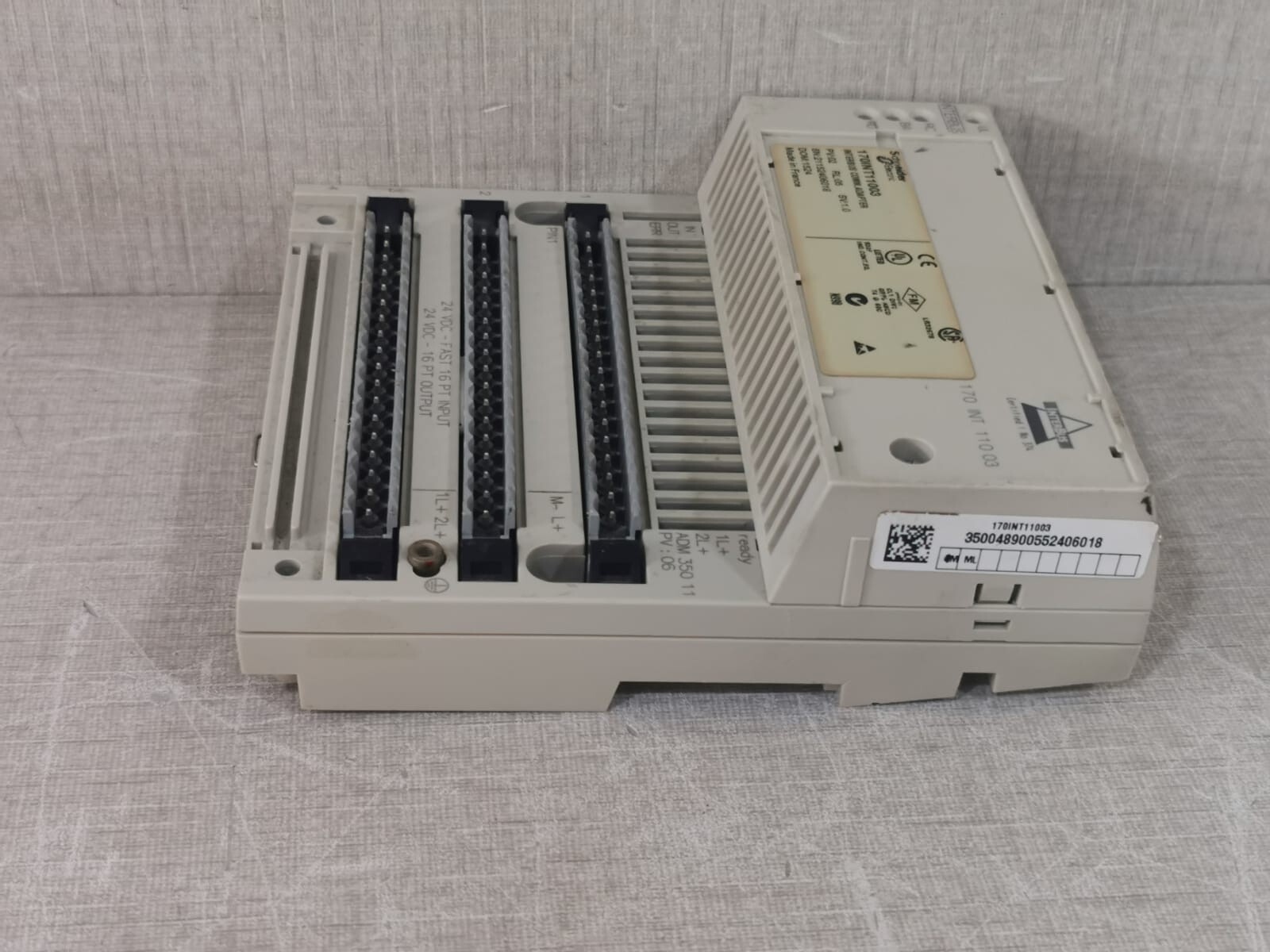 Schneider Electric 170INT11003 Schneider Electric 170INT11003 InterBus Communication Adapter 170ADM35011 9