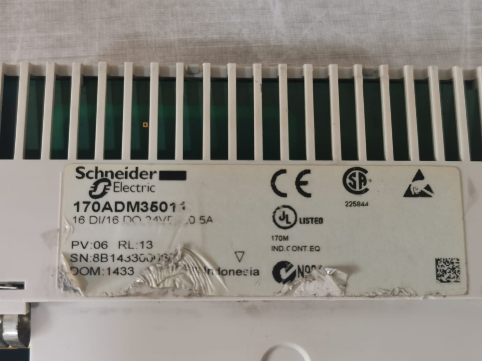 Schneider Electric 170INT11003 Schneider Electric 170INT11003 InterBus Communication Adapter 170ADM35011 10