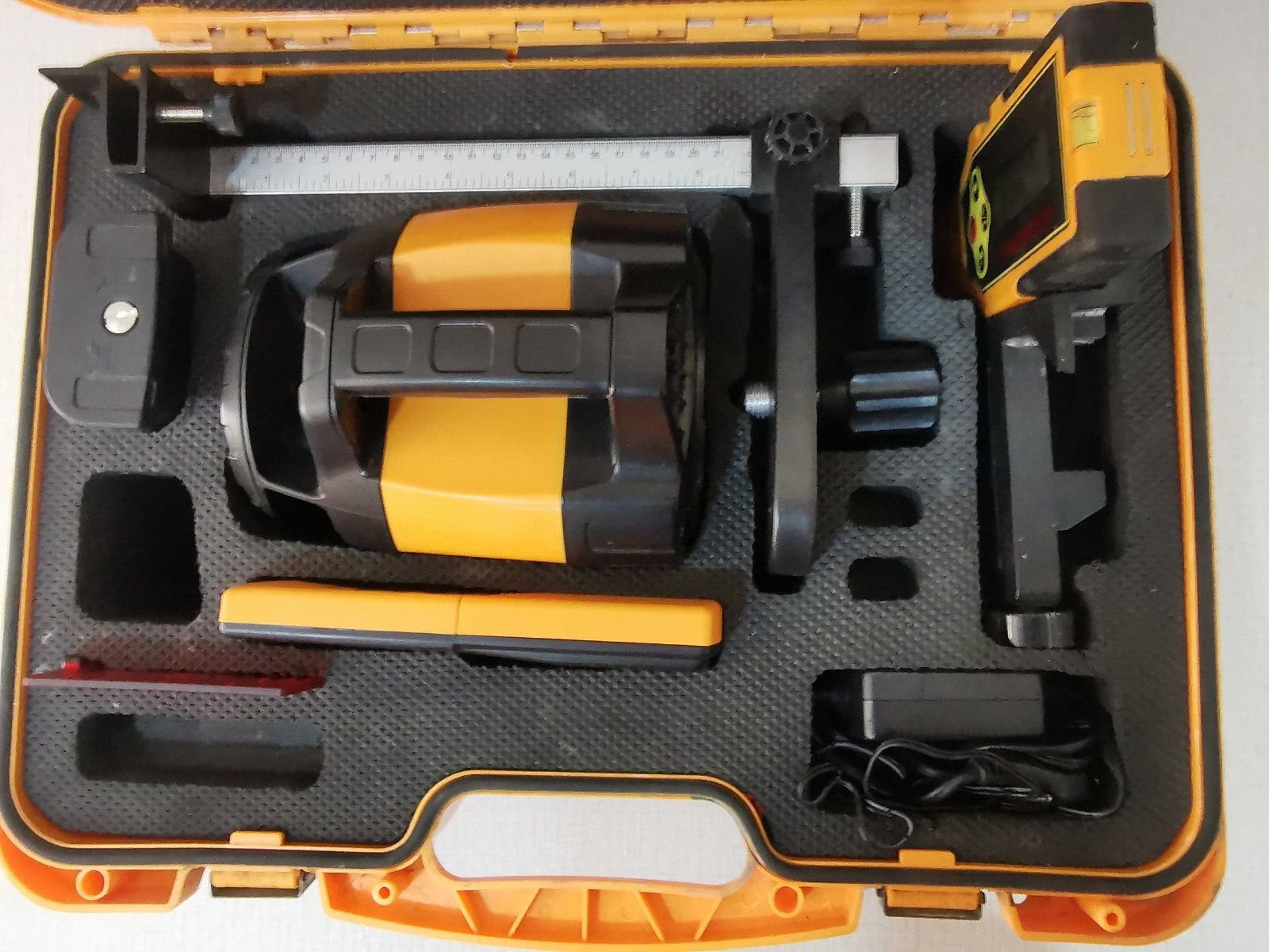 QEO FENNEL FR 45 QEO FENNEL FR 45 LASER RECIEVER 4