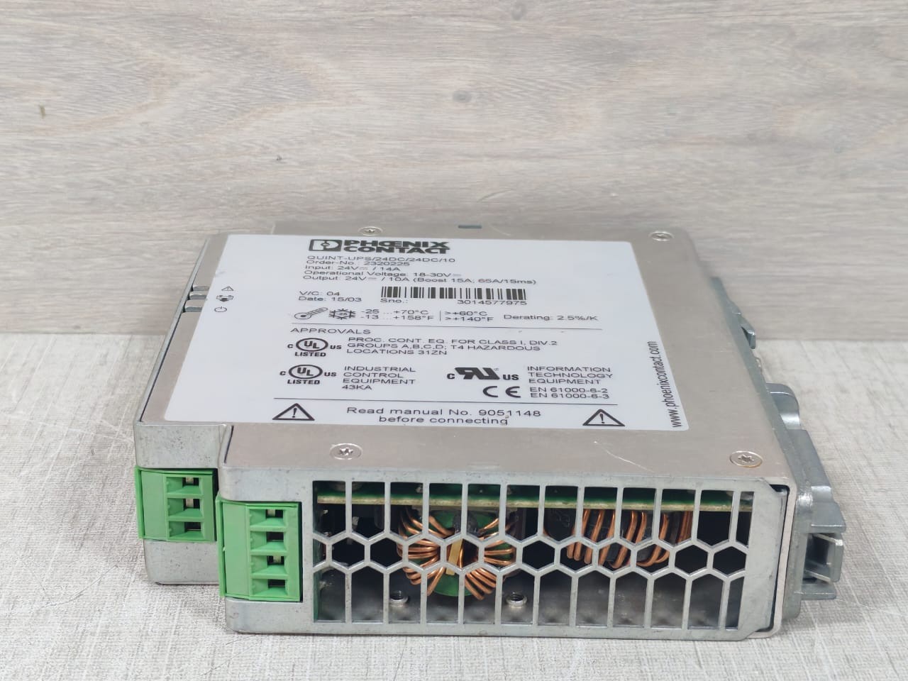 PHOENIX QUINT-UPS/24DC/24DC/10 PHOENIX CONTACT QUINT-UPS/24DC/24DC/10 Power Supply 6