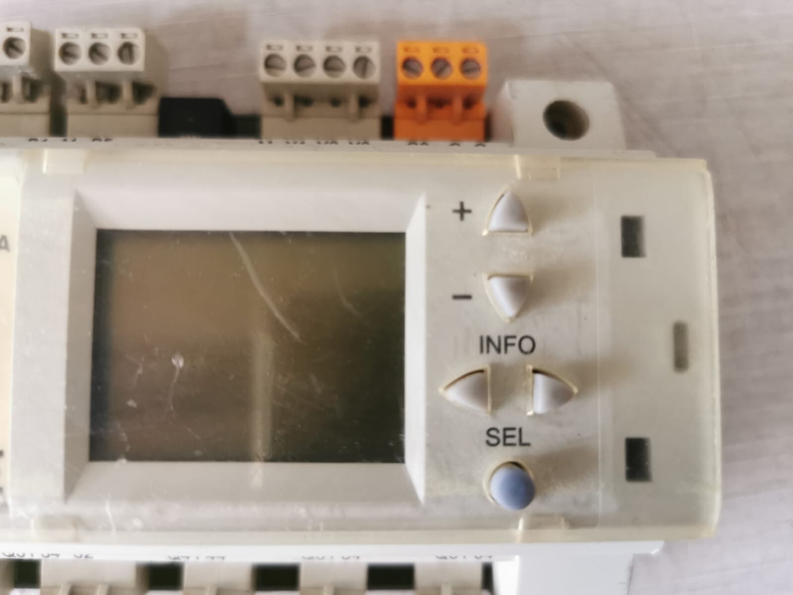 LANDIS & STAEFA RWX62.7036 LANDIS & STAEFA Polygyr RWX62.7036 Universal Controller 4