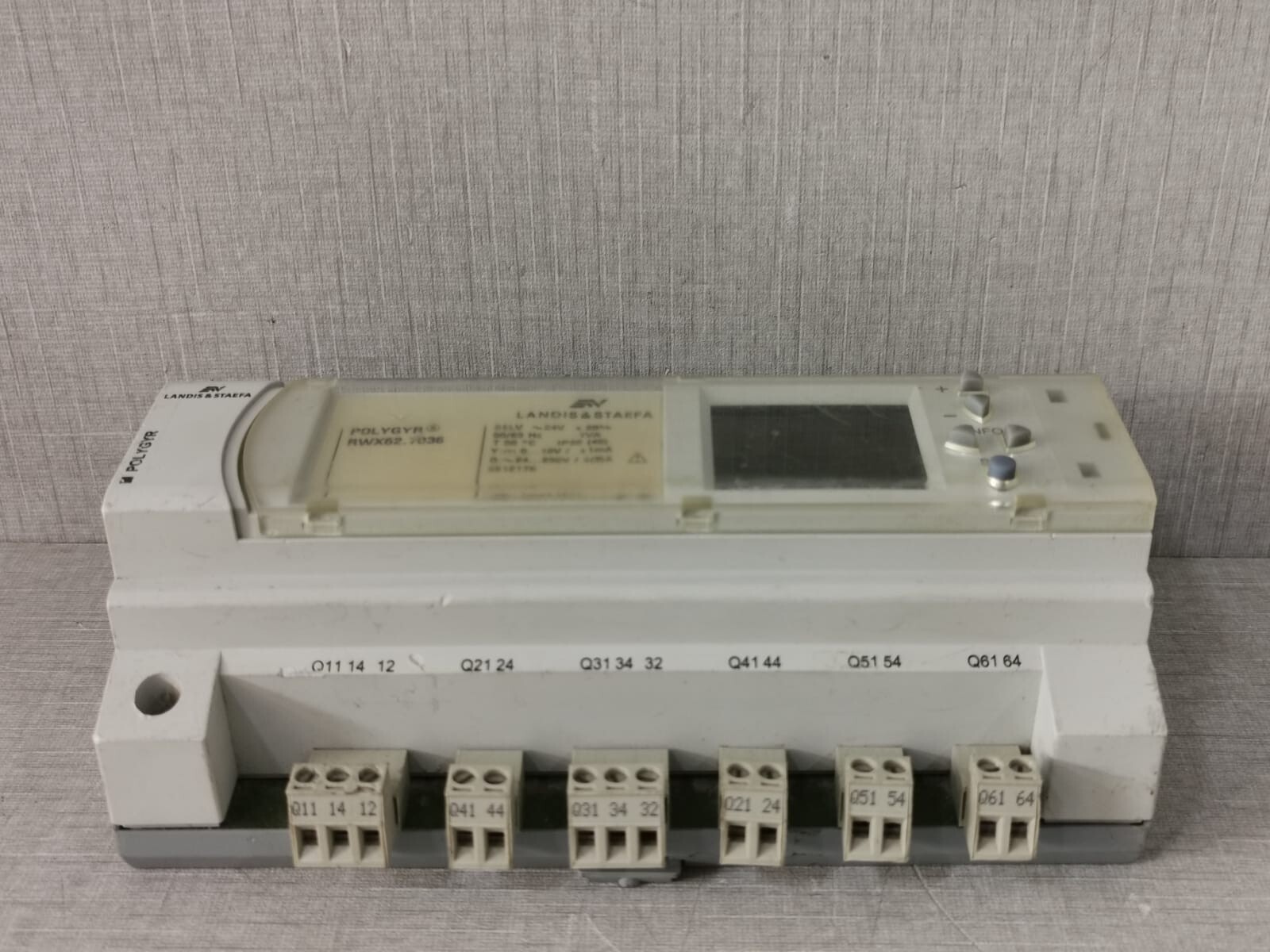 LANDIS & STAEFA RWX62.7036 LANDIS & STAEFA Polygyr RWX62.7036 Universal Controller 6