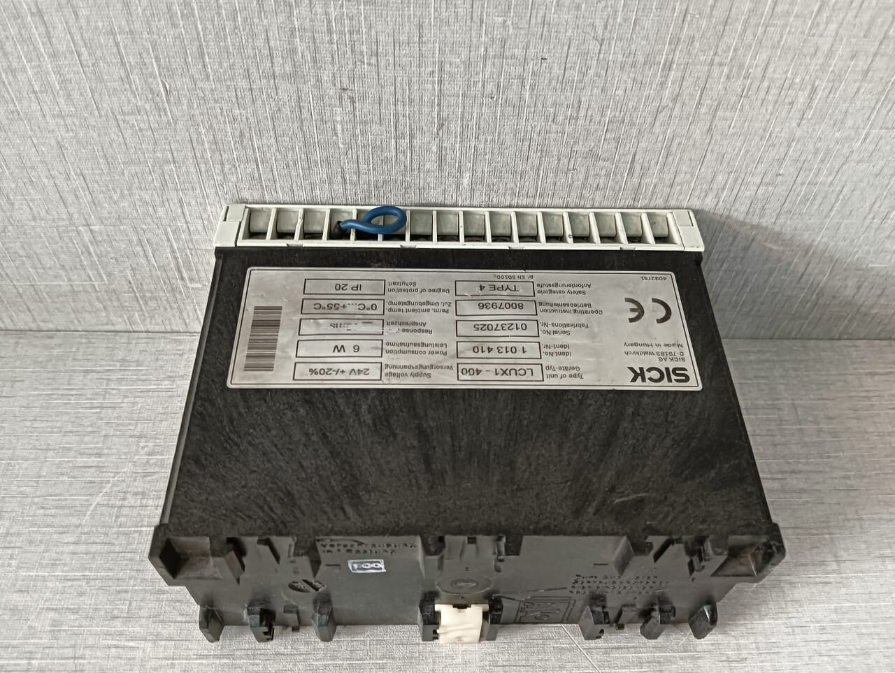 SICK LCUX1-400 SICK LCUX1-400 LIGHT CURTAIN SAFETY RELAY 4