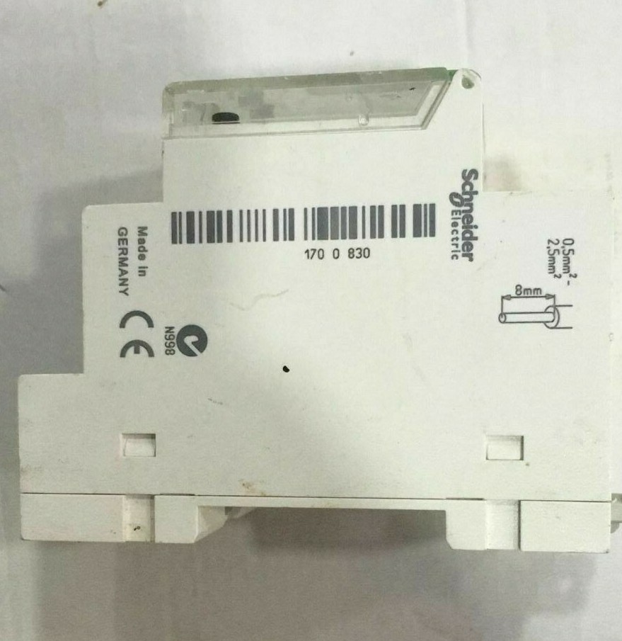 Schneider Electric CCT15223 Schneider Electric CCT15223 3