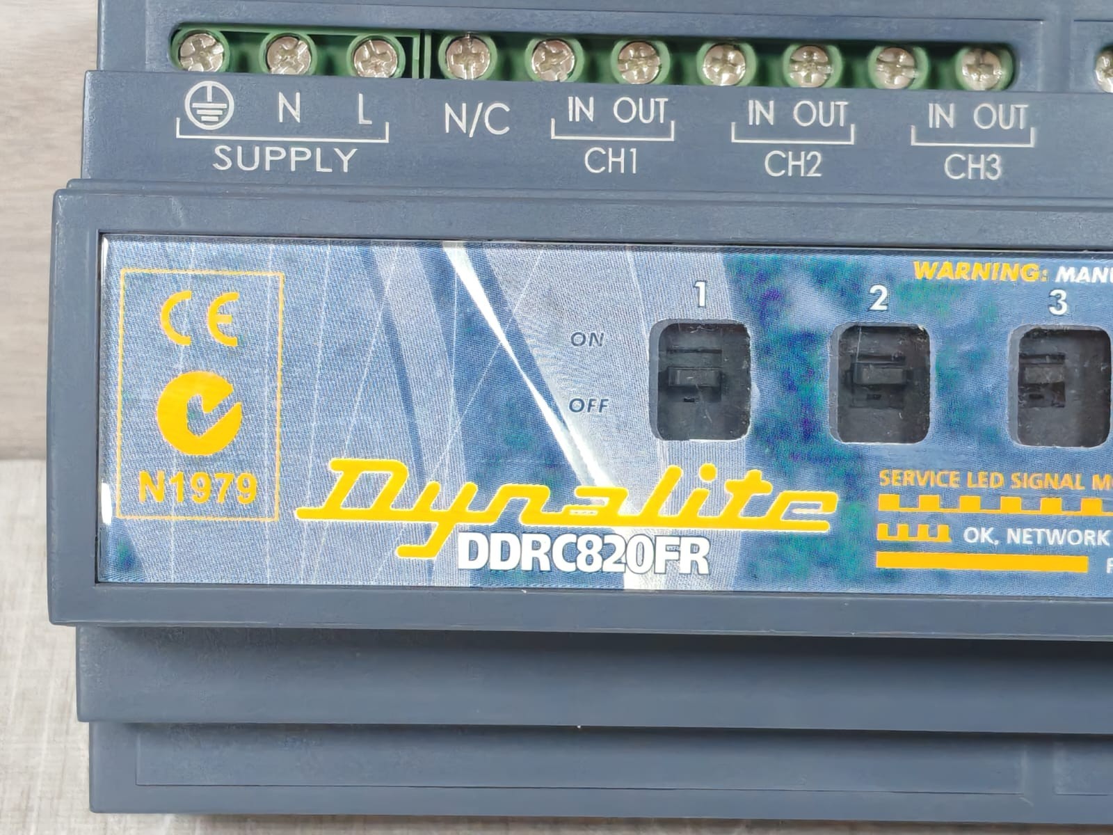 Dynalite DDRC820FR Dynalite DDRC820FR Relay Controller 2