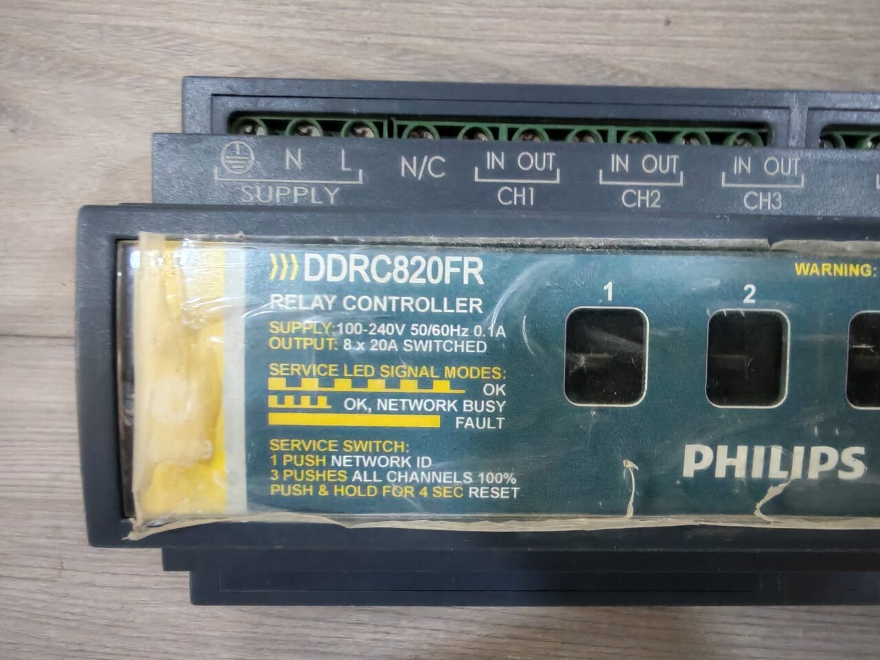 Dynalite DDRC820FR Dynalite DDRC820FR Relay Controller 3