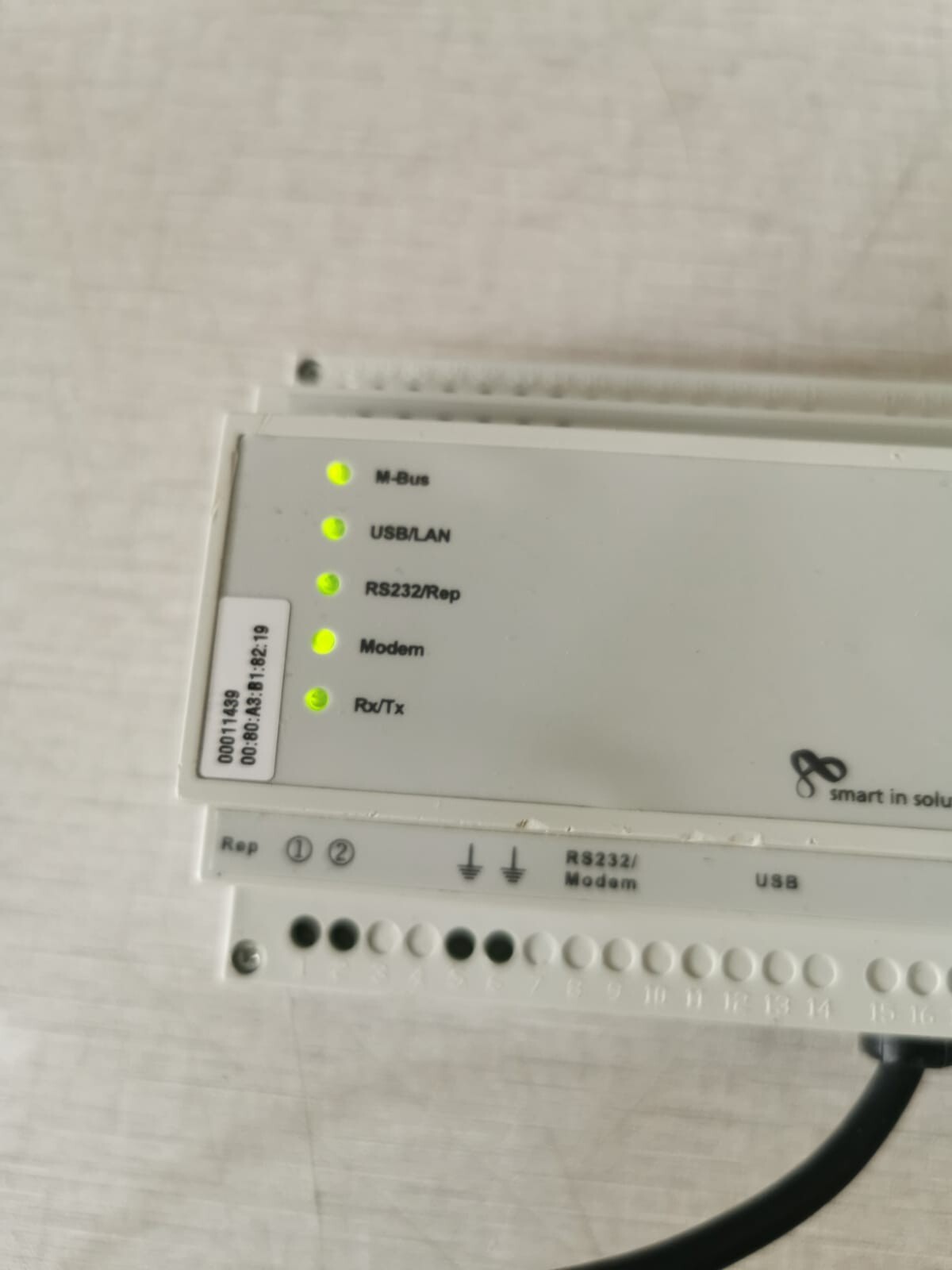 DIEHL IZAR CENTER 60 DIEHL IZAR CENTER 60 3005777 Master Metering Gateway 110-230VAC 50-60Hz 4