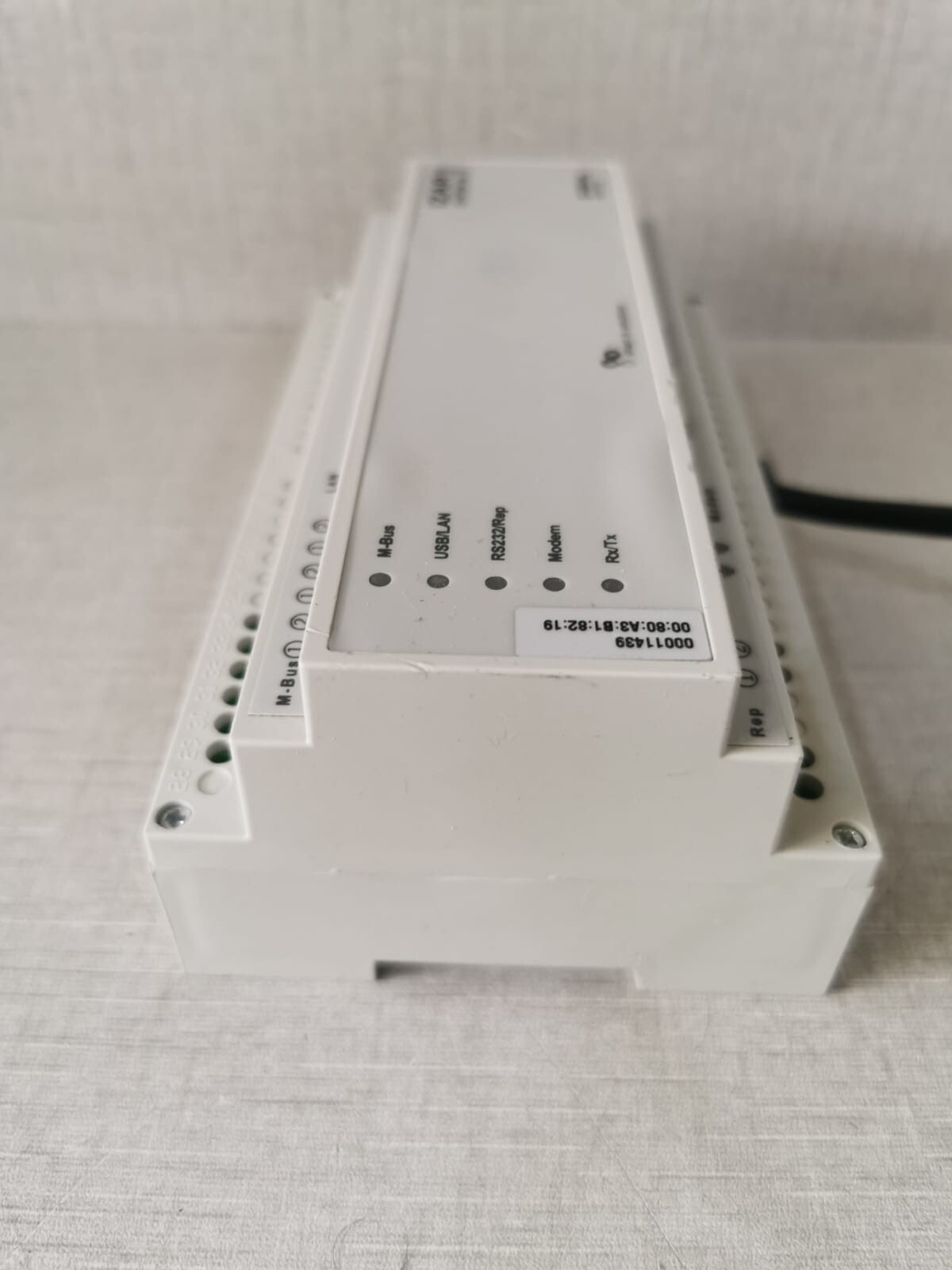 DIEHL IZAR CENTER 60 DIEHL IZAR CENTER 60 3005777 Master Metering Gateway 110-230VAC 50-60Hz 9