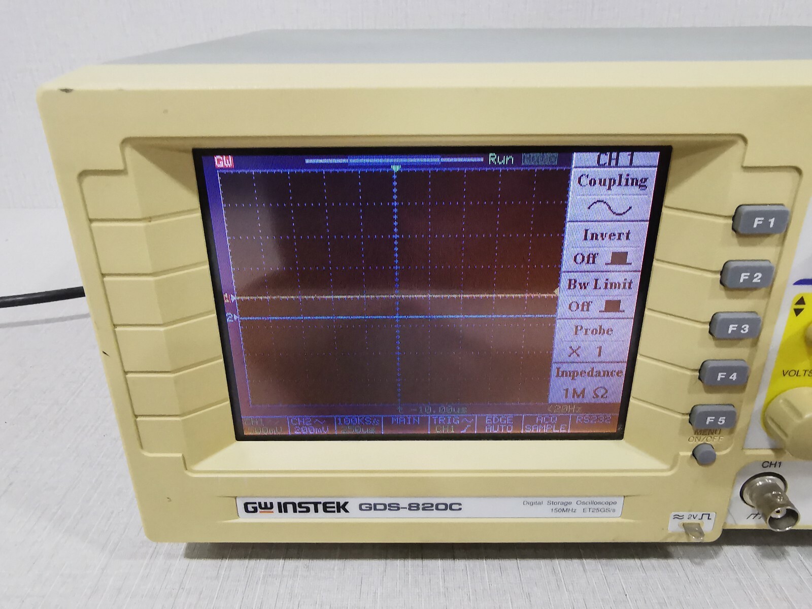 GWINSTEK GDS-82OC GWINSTEK GDS-82OC DIGITAL STORAGE OSCILLOSCOPE 100-240V 2