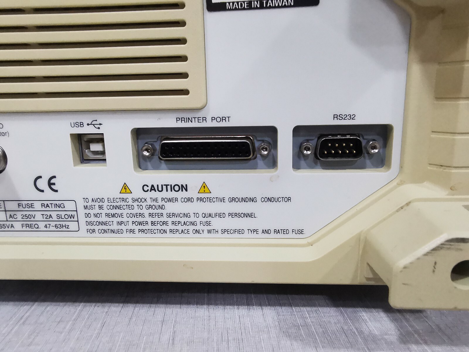 GWINSTEK GDS-82OC GWINSTEK GDS-82OC DIGITAL STORAGE OSCILLOSCOPE 100-240V 7