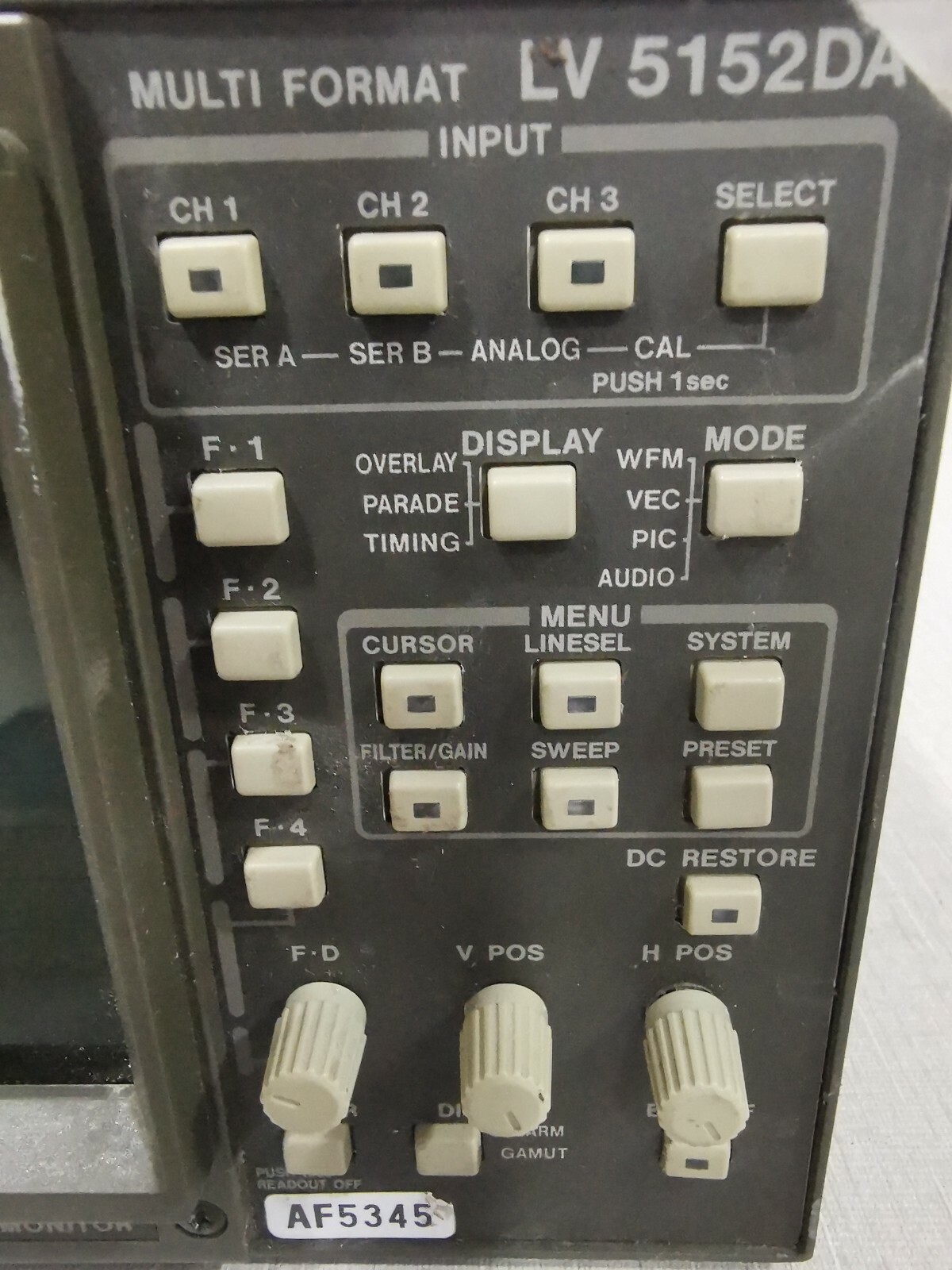 LEADER LV 5152DA LEADER LV 5152DA MULTI FORMAT DIGITAL WAVEFORM MONITOR 7