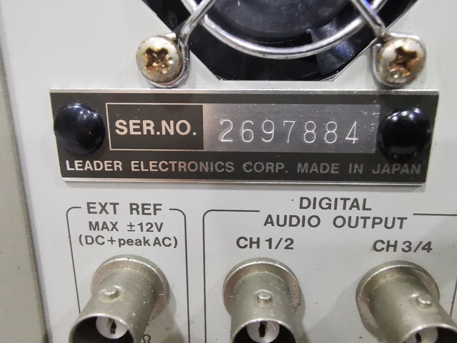 LEADER LV 5152DA LEADER LV 5152DA MULTI FORMAT DIGITAL WAVEFORM MONITOR 10
