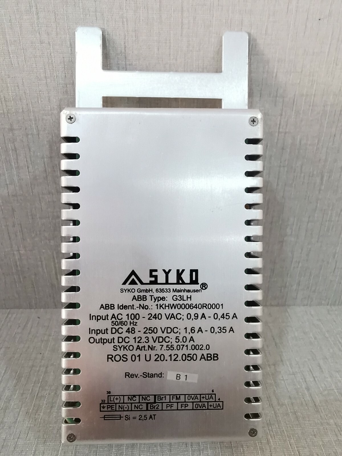 ABB G3LH SYKO 1KHW000640R0001 MODULE REV B1 100-240VAC;0,9A-0.45A 50/60Hz