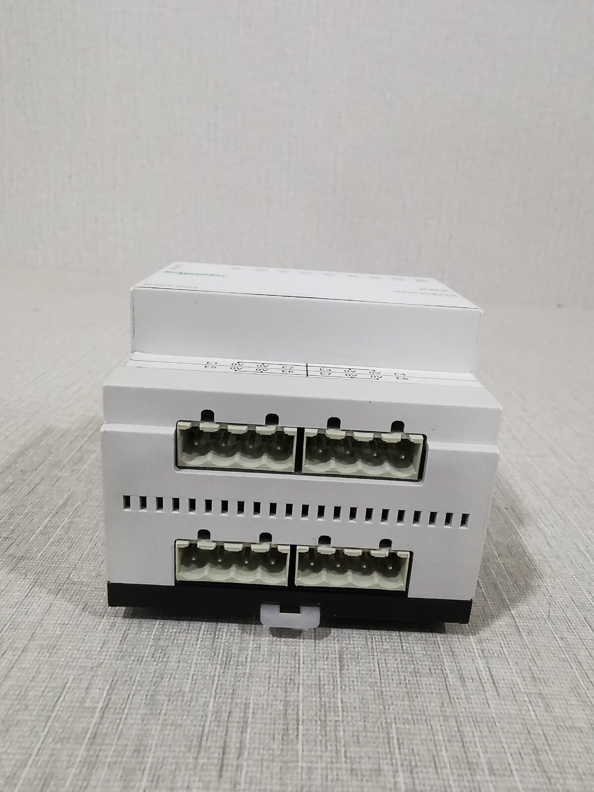 Schneider Electric MTN644792 Schneider Electric MTN644792 KNX REG-K/8x24 3