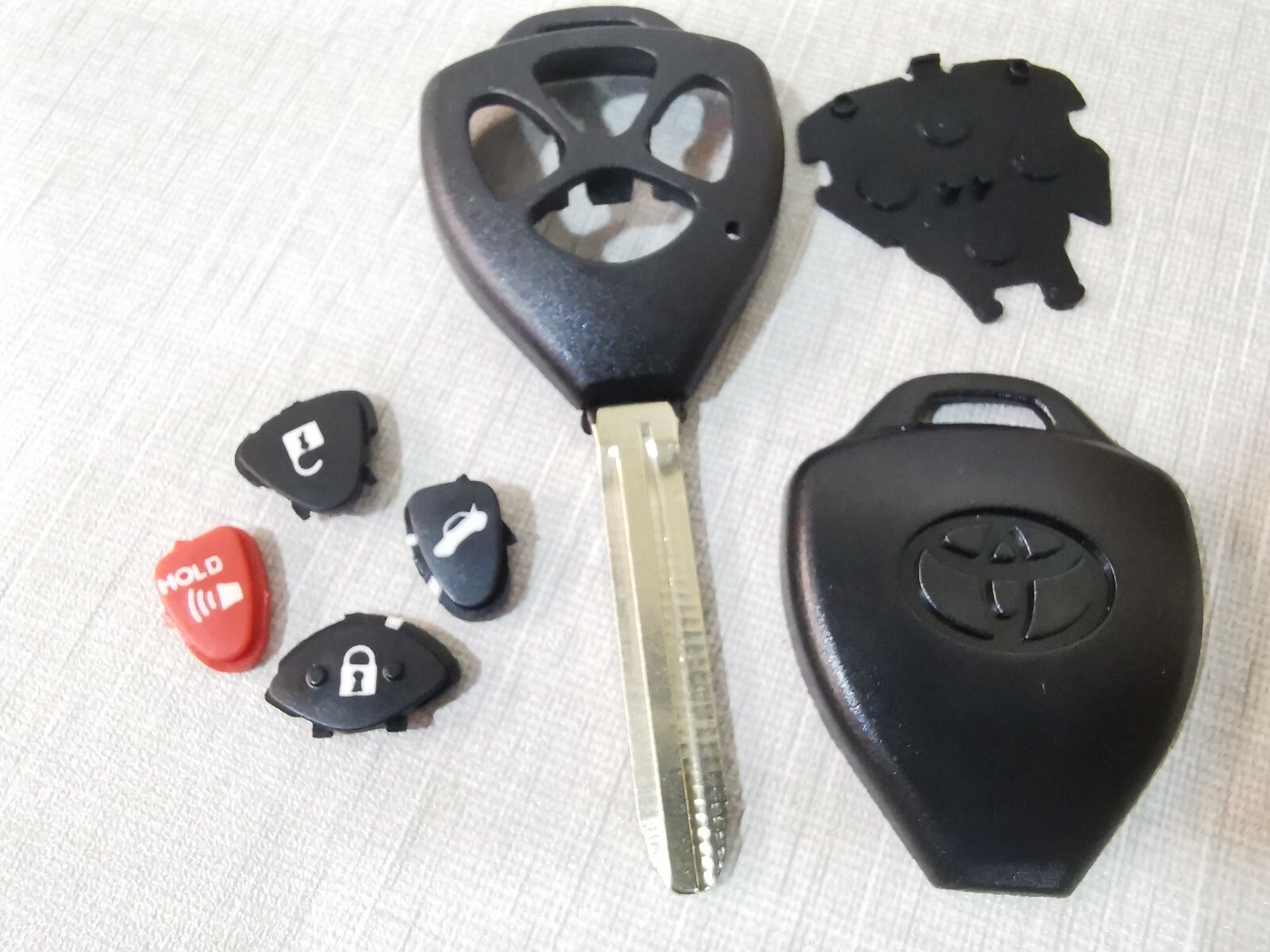 Toyota Corolla Camry Rav Button Remote Head Key Shell
