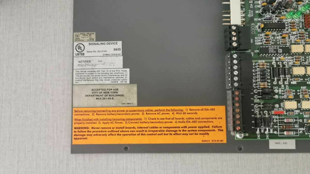 INA INA-PCA 03252 REV A INTELLIGENT NETWORK ANNUNCIATOR INA-PCA 03252 REV A 4
