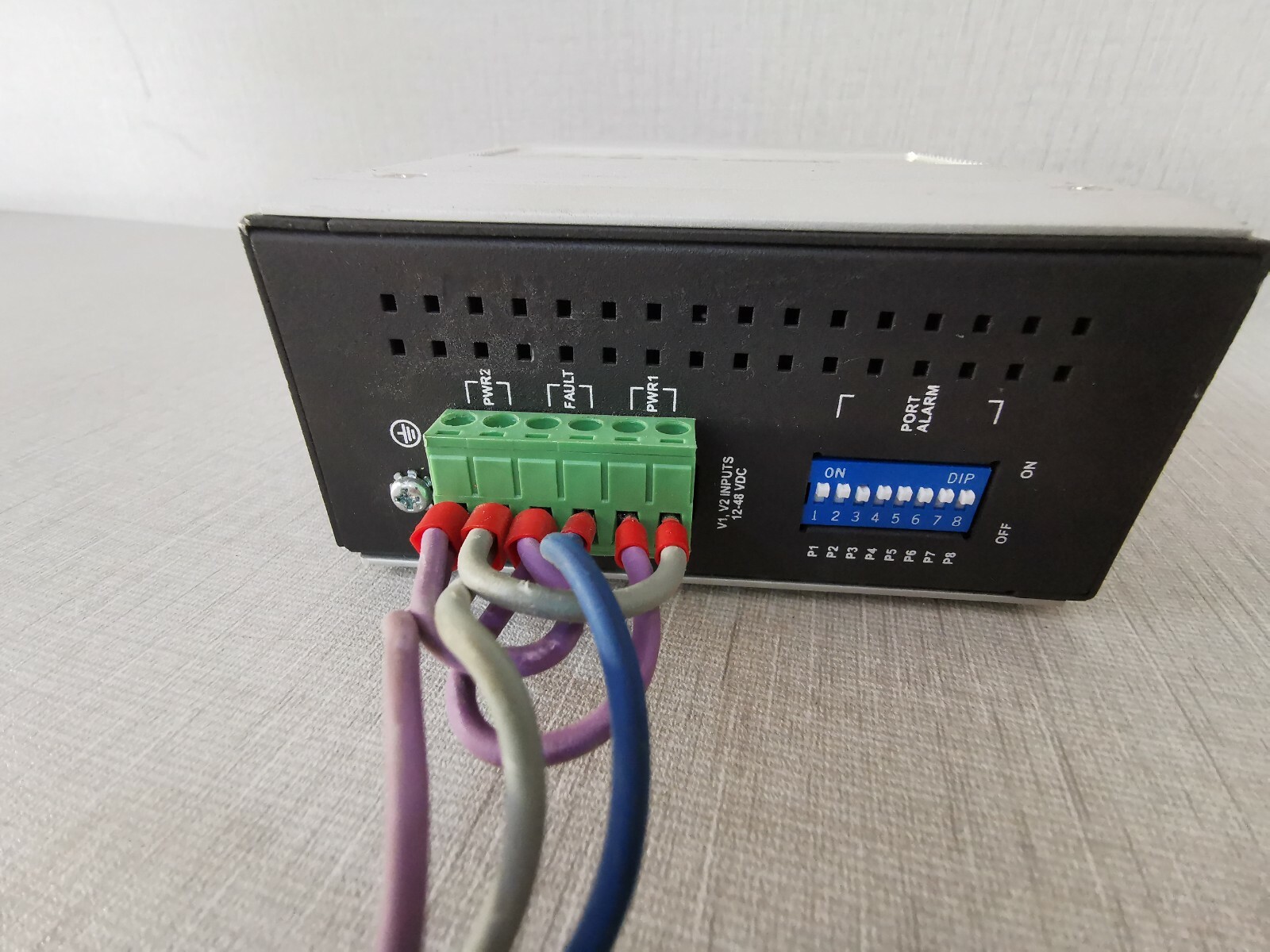 Moxa EDS-308 MOXA EDS-308 ETHERNET SWITCH 2