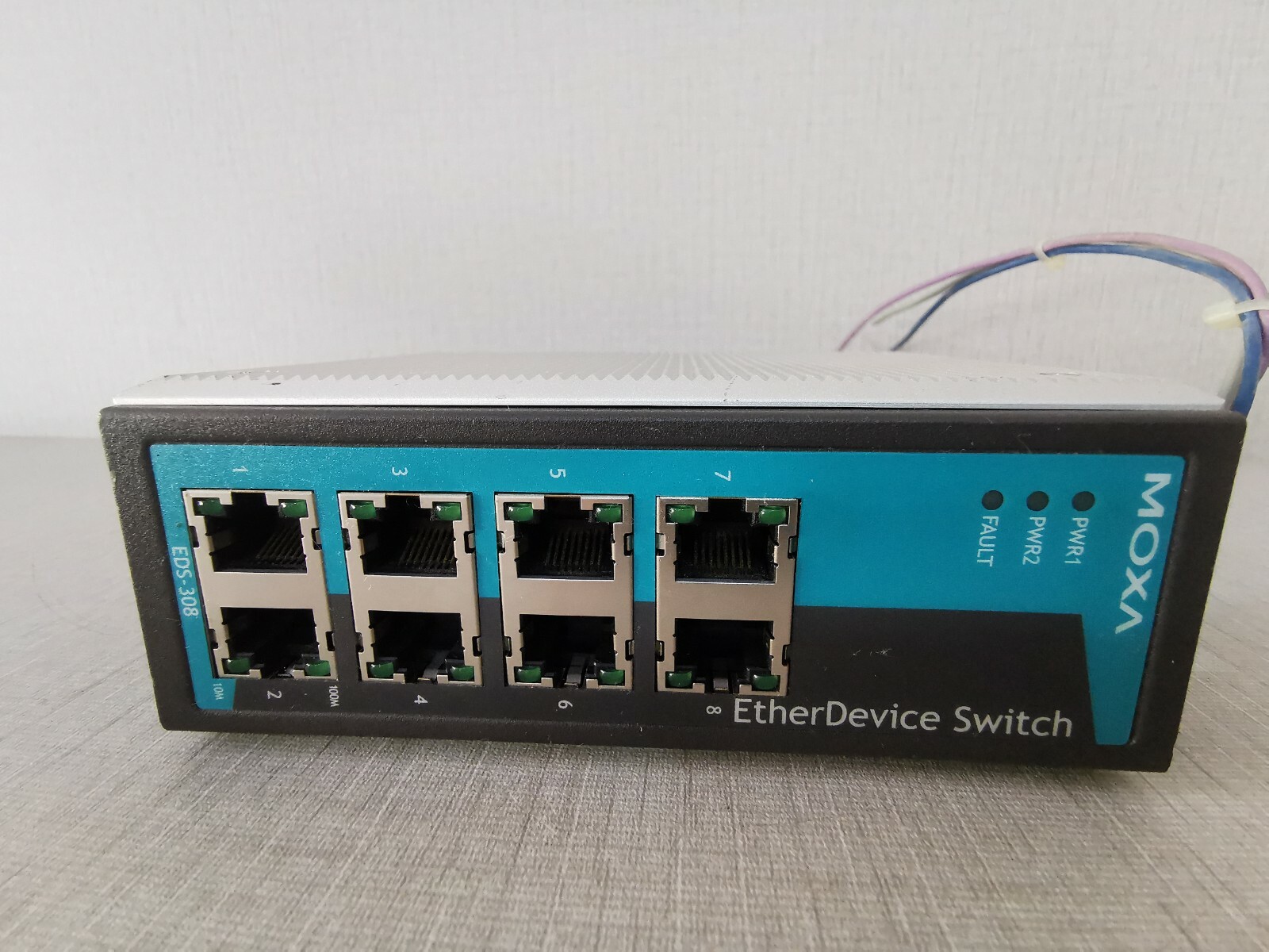 Moxa EDS-308 MOXA EDS-308 ETHERNET SWITCH 5