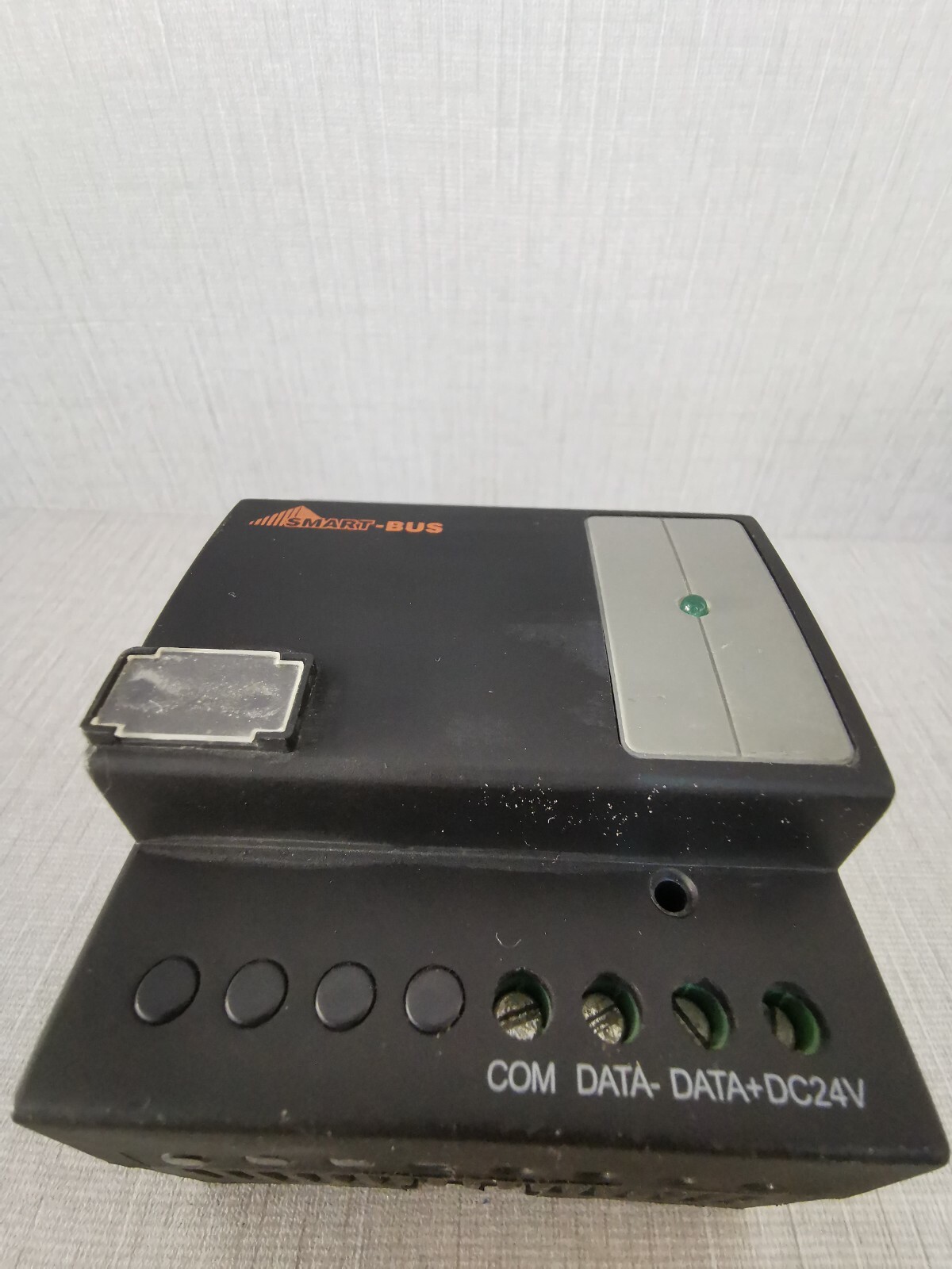 SMART BUS COM DATA-DATA+DC24V SMART BUS COM DATA-DATA+DC24V MODULE 2