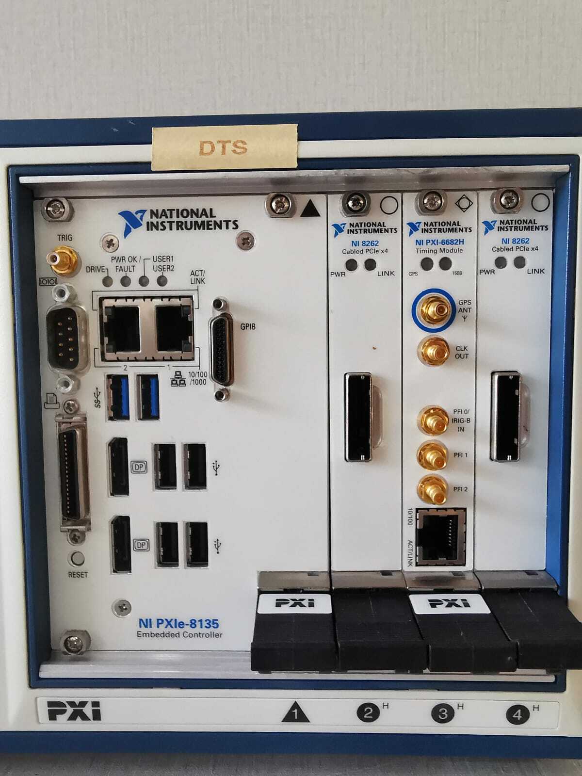 National Instruments PXLE-1071 NATIONAL INSTRUMENTS PXle-1071 Embedded Controller 7