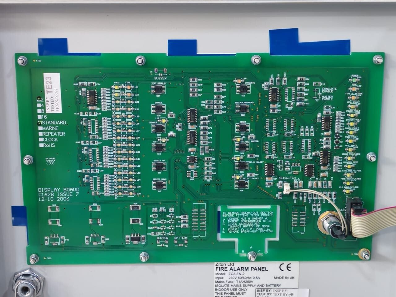 Ziton ZC3-EN-2 ZITON ZC3-EN-2 FIRE ALARM PANEL 230V 50/60Hz 0.5A - WITHOUT KEY 10