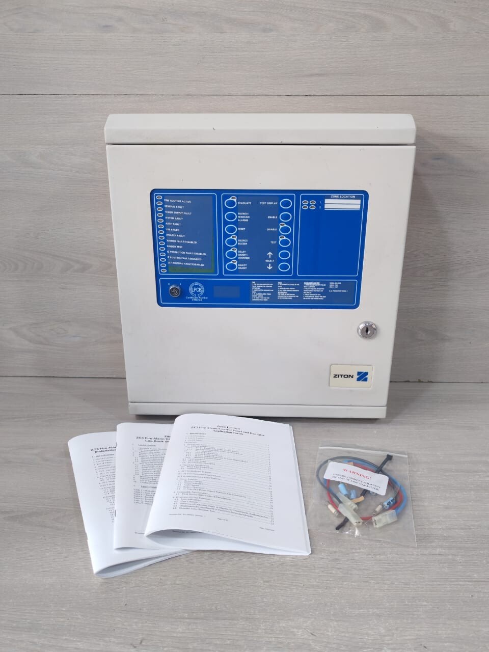 ZITON ZC3-EN-2 FIRE ALARM PANEL 230V 50/60Hz 0.5A - WITHOUT KEY