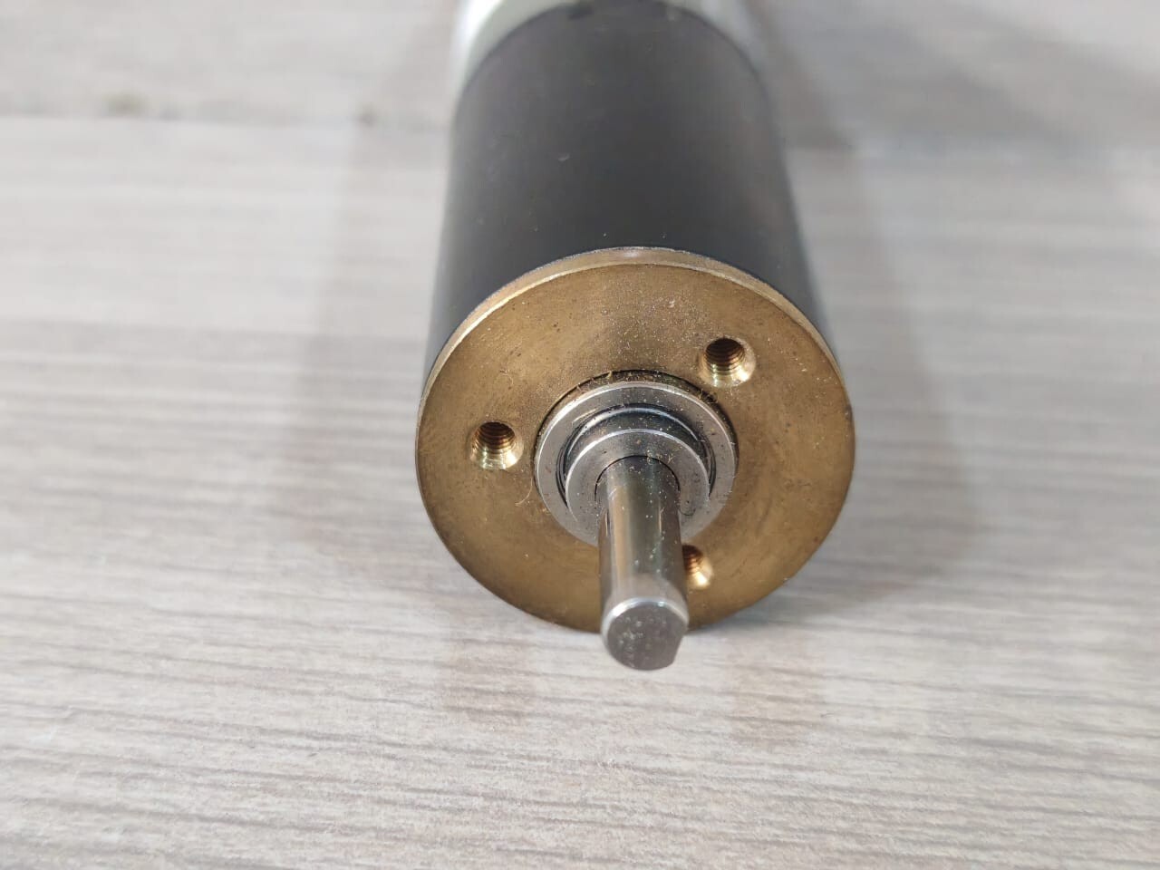 MAXON 41.022.022-00.00-202 SWISS MADE W 06 MAXON DC MOTOR 41.022.022-00.00-202 SWISS MADE W 06 6