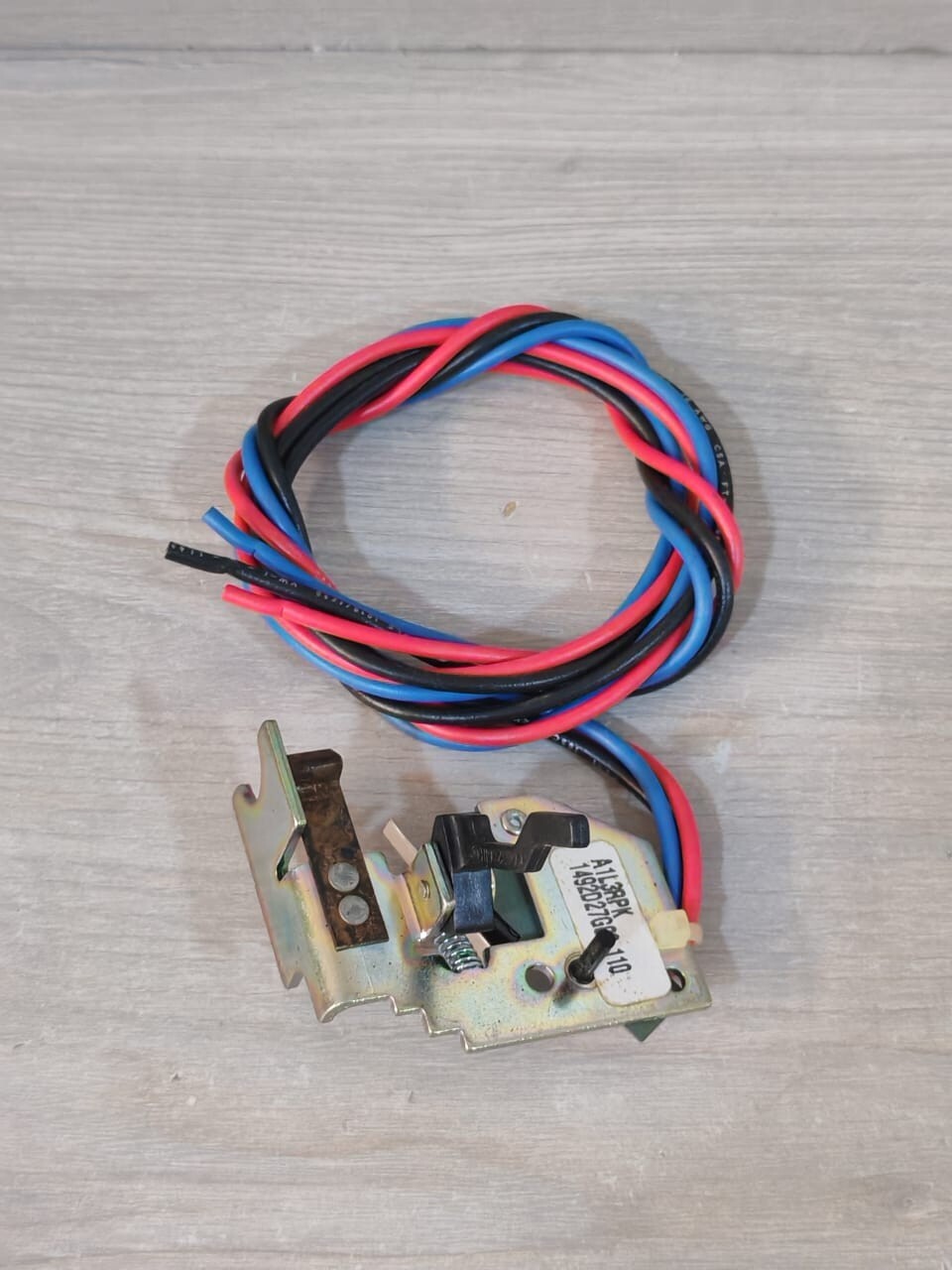Cutler-Hammer 1492D27G02 CUTLER-HAMMER A1L3RPK AL/LO SWITCH SERIES C TYPE K-BREAKER 1492D27G02 6