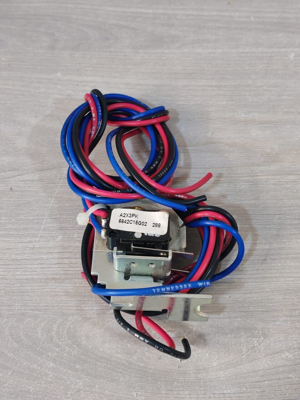 Eaton 6642C15G02 EATON A2X3PK AUX.SWITCH FOR CUTLER-HAMMER SER.C TYPE K-BREAKER 6642C15G02 600VAC 2