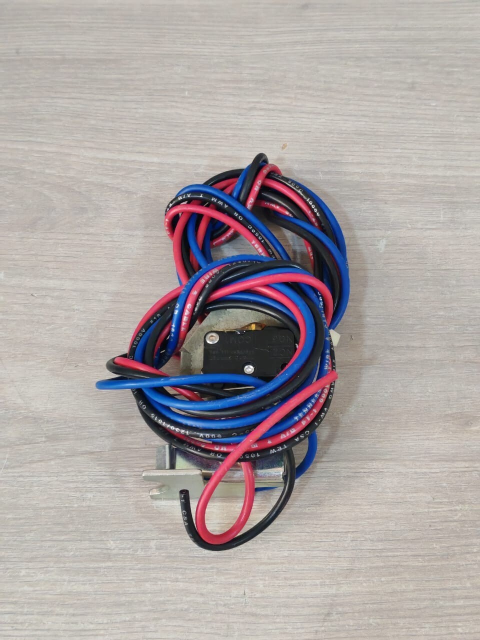 Eaton 6642C15G02 EATON A2X3PK AUX.SWITCH FOR CUTLER-HAMMER SER.C TYPE K-BREAKER 6642C15G02 600VAC 7
