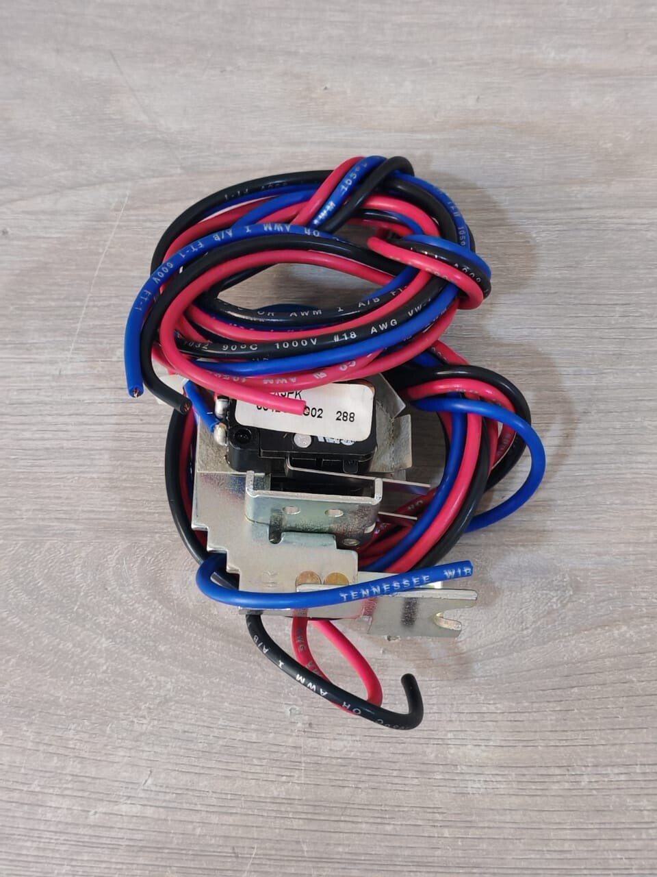 Eaton 6642C15G02 EATON A2X3PK AUX.SWITCH FOR CUTLER-HAMMER SER.C TYPE K-BREAKER 6642C15G02 600VAC 8