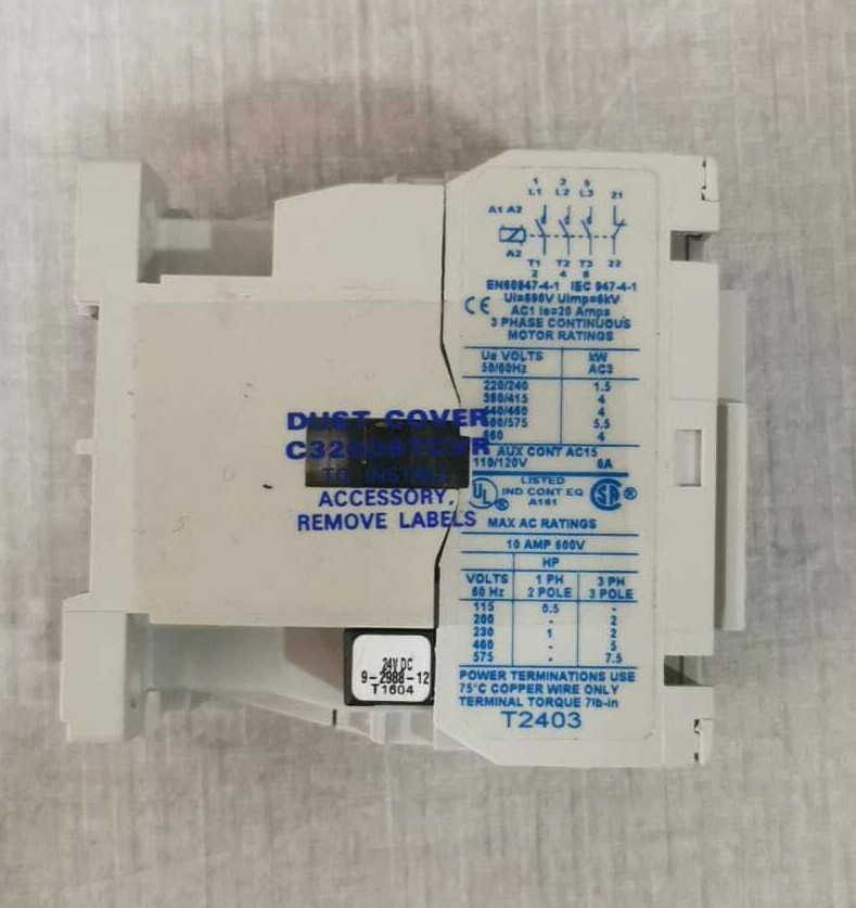 Cutler-Hammer CE15BNC3 Cutler Hammer CE15BNC3 Contactor 5