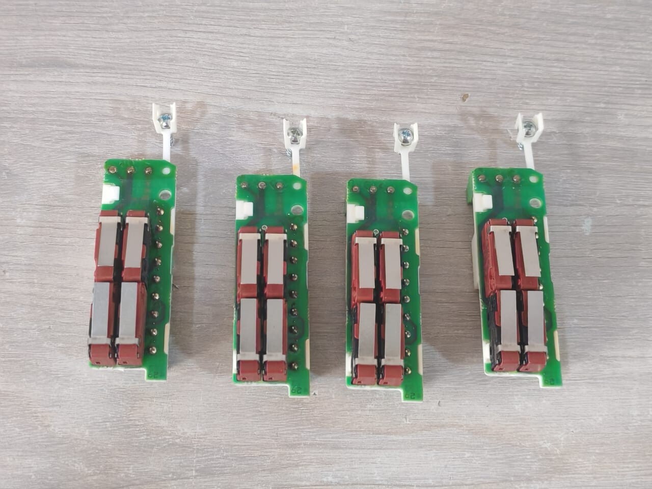 ABB AO-51369 ABB SACE AO 51369 / 1SD AO 51369 R1 CHANGEOVER CONTACT OPEN-CLOSED +1 5
