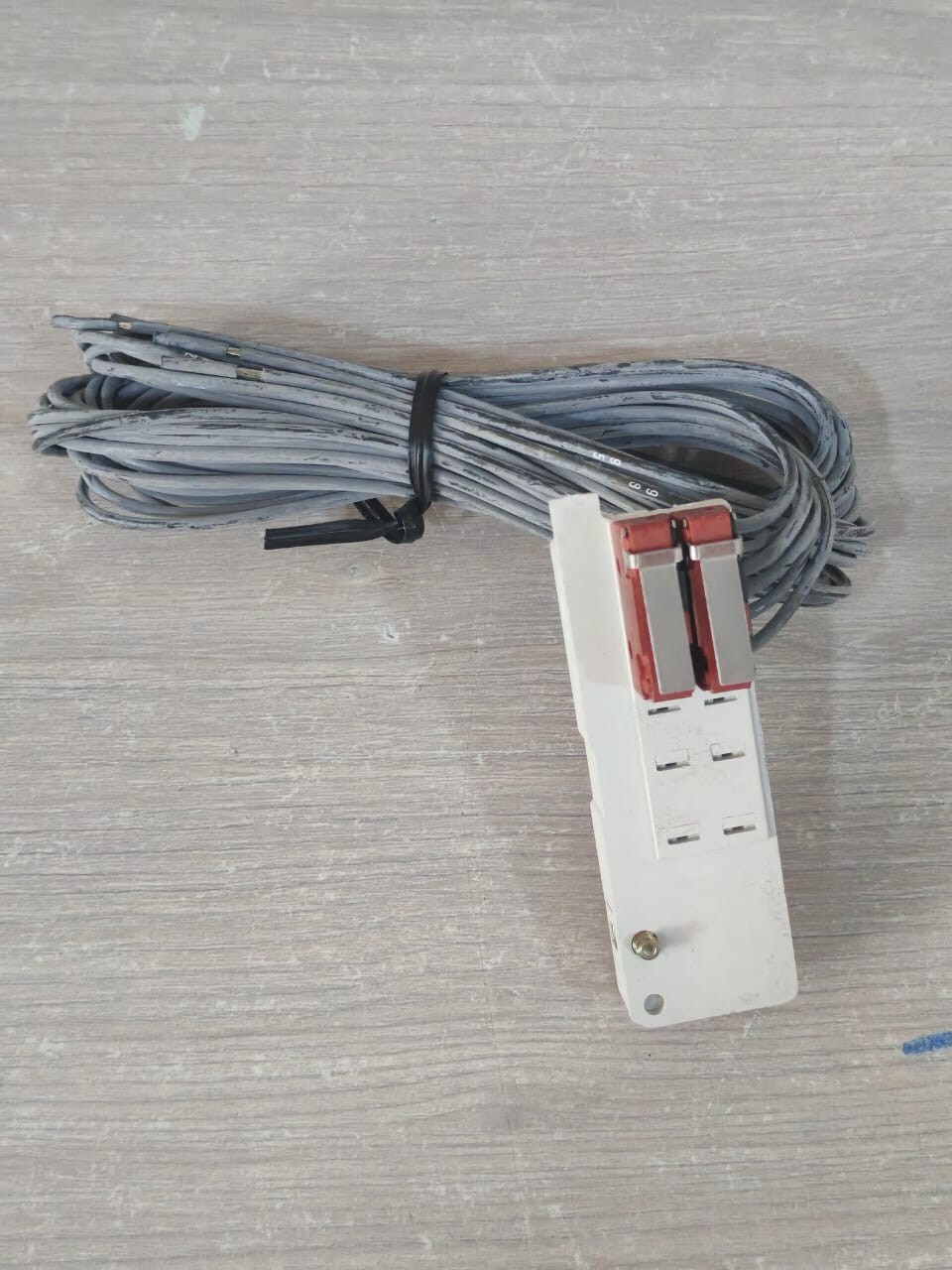 ABB A051370 ABB SACE A051370 1SD A051370 R1 / KT3AS 8