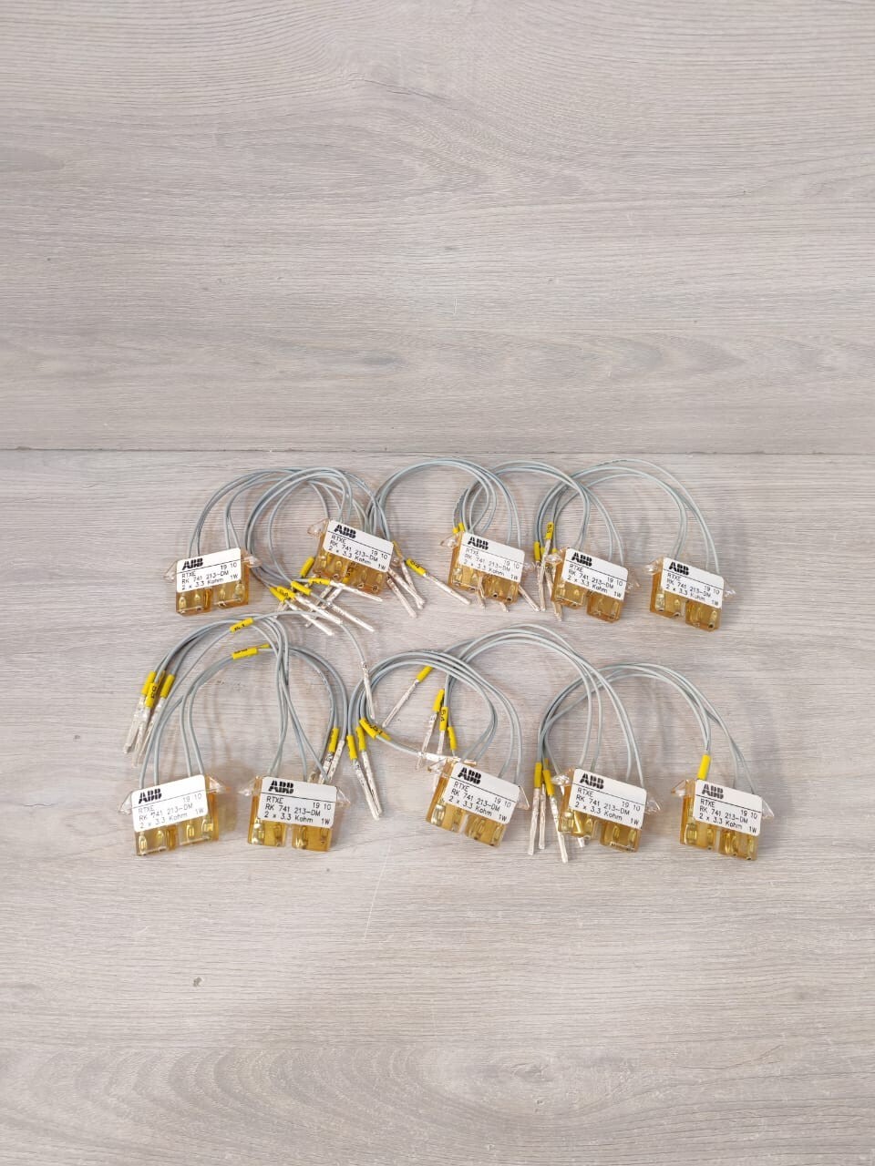 ABB RTXE-19-10 ABB RTXE 19 10 / RK 741 213-DM 2 X 3.3 KOHM 1W 6