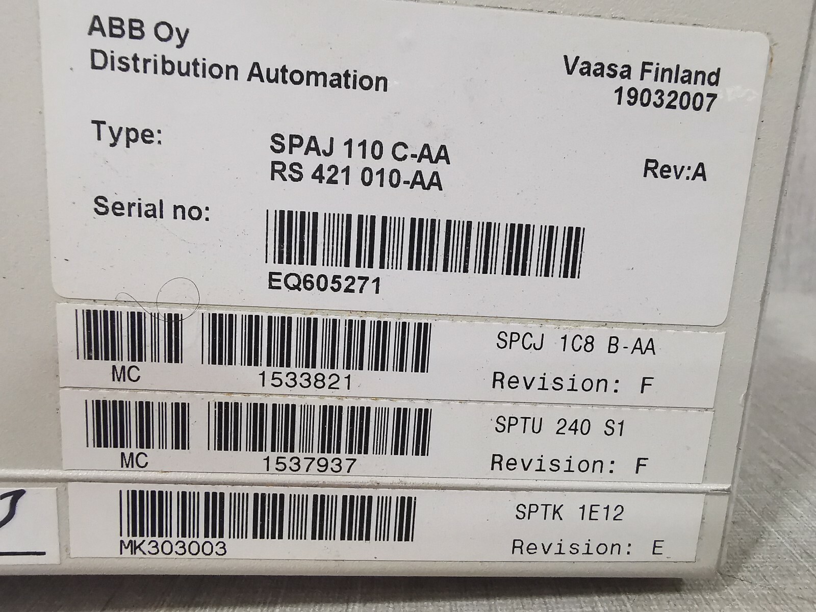 ABB SPAJ 110 C-AA ABB OY DISTRIBUTION AUTOMATION SPAJ 110 C/ SPAJ 110 C-AA REV.APROTECTION RELAY 5