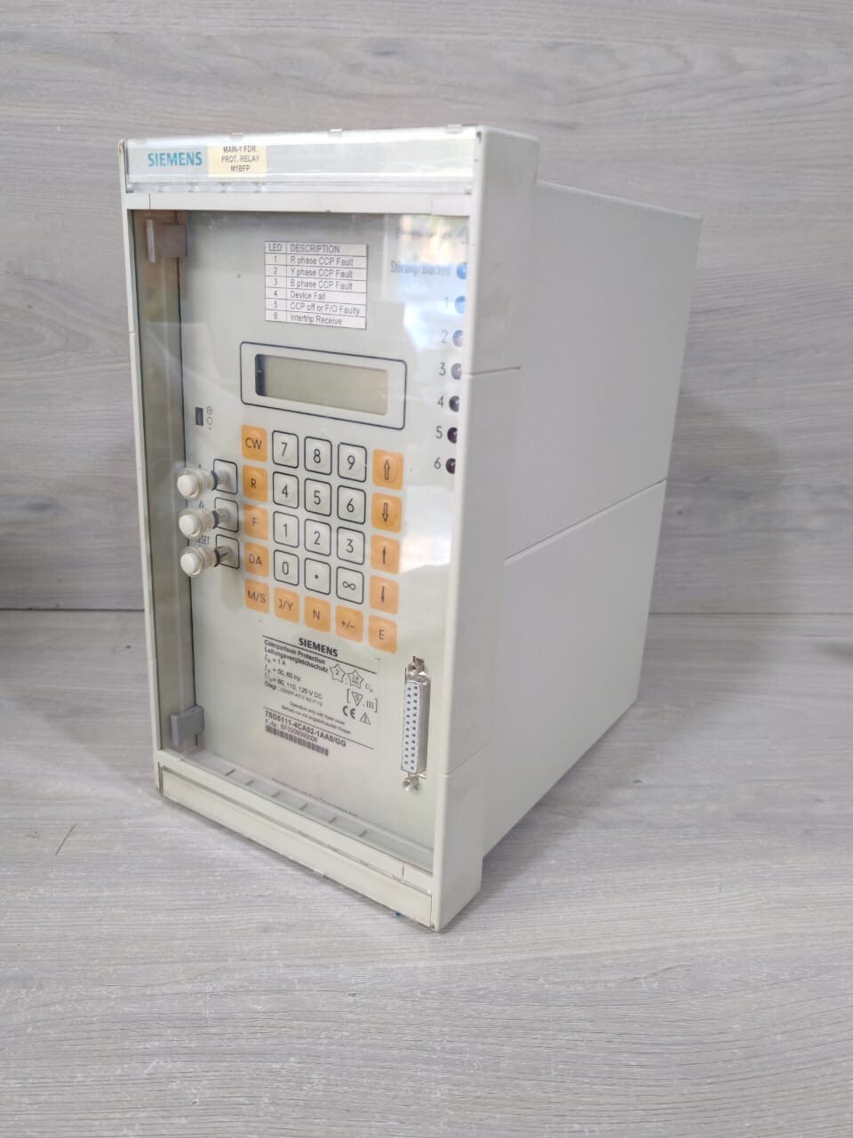 Siemens 7SD5111-4CA02-1AA0/GG SIEMENS 7SD5111-4CA02-1AA0/GG COMPARISON PROTECTION RELAY 4