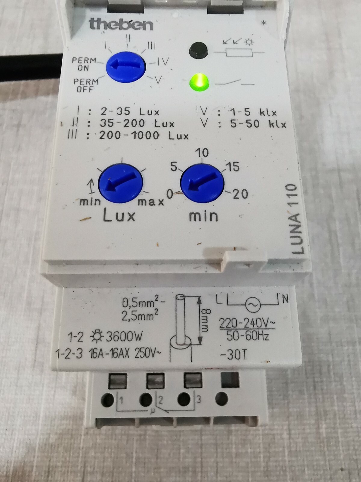 Theben LUNA 110 Theben LUNA 110 Light Sensor 2