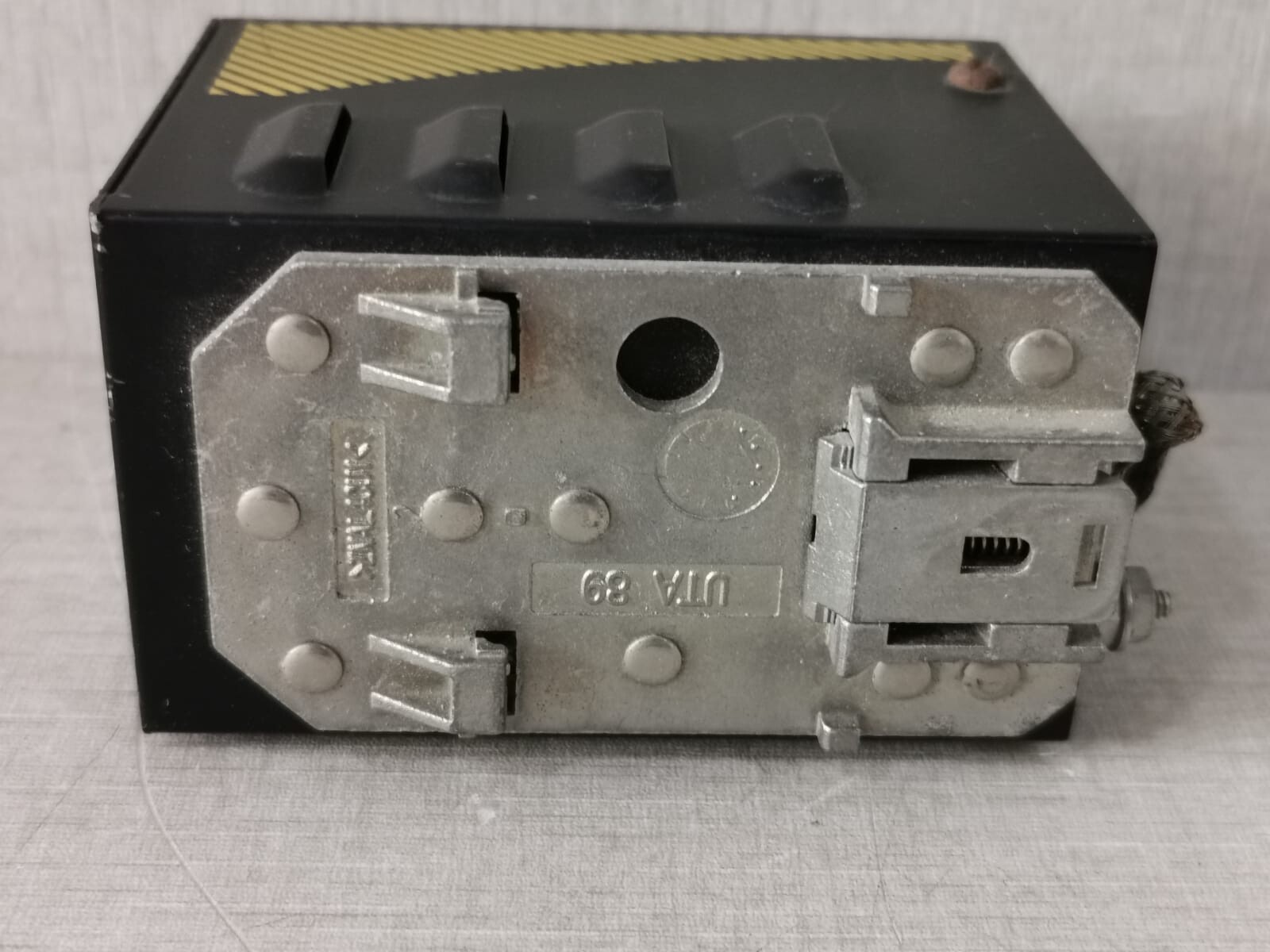 RUGGEDCOM RMC40-HI-C200-XX RUGGEDCOM RMC40-HI-C200-XX Ethernet Switch 8