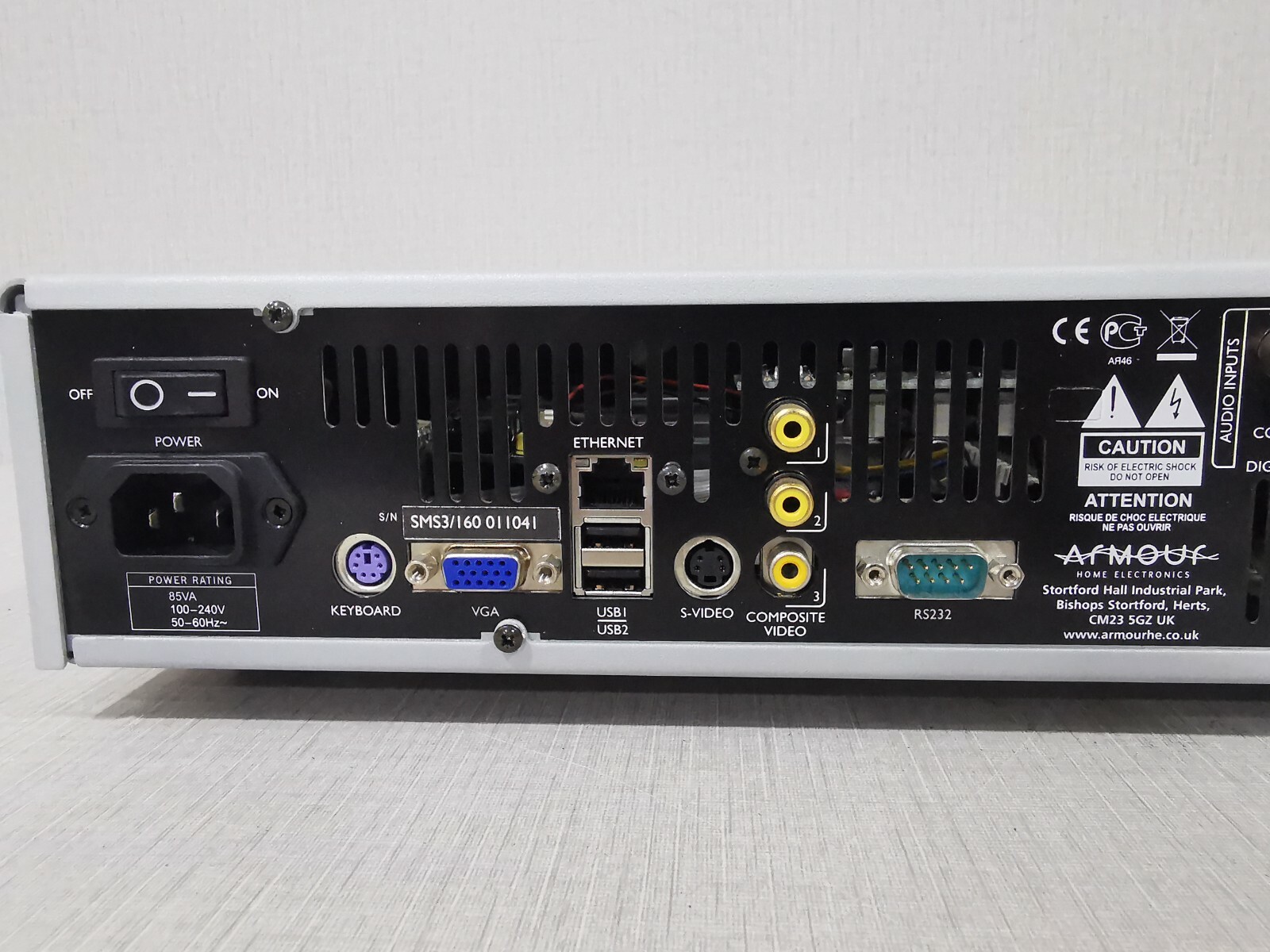 Systemline SMS3/160 Systemline Server SMS3/160 3 Output Music Server 4