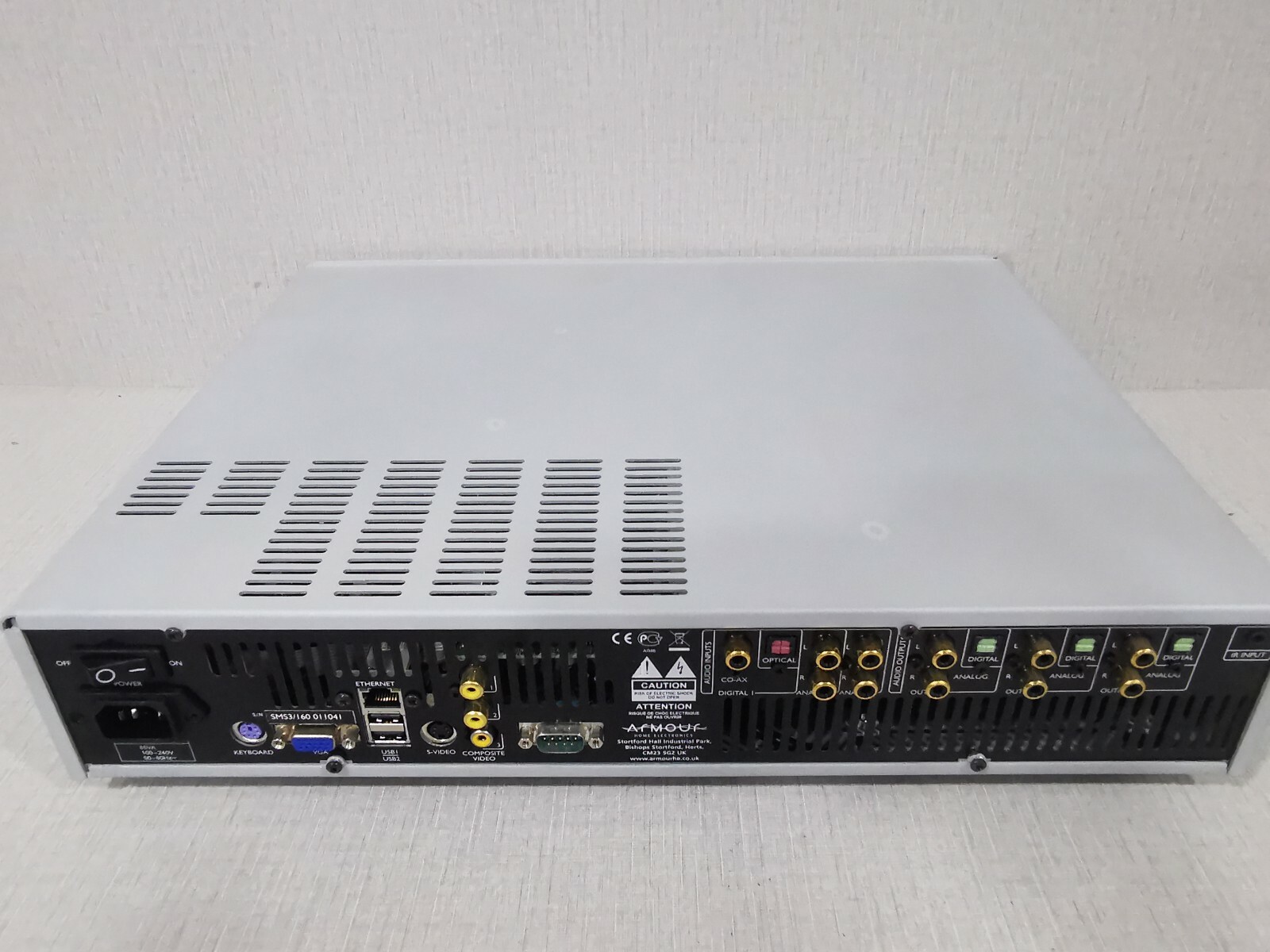 Systemline SMS3/160 Systemline Server SMS3/160 3 Output Music Server 6