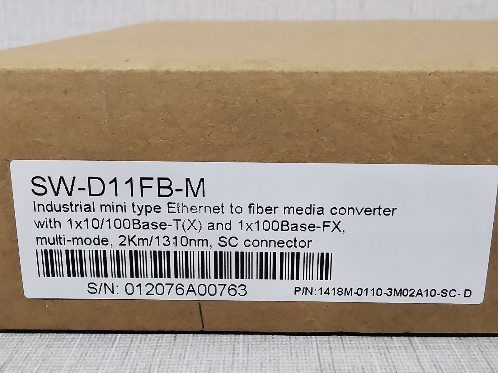 Media Converter D11FB-M MEDIA CONVERTER SW-D11FB-M Industrial Media Converter WITH 1X10/ 100BASE -TX 8